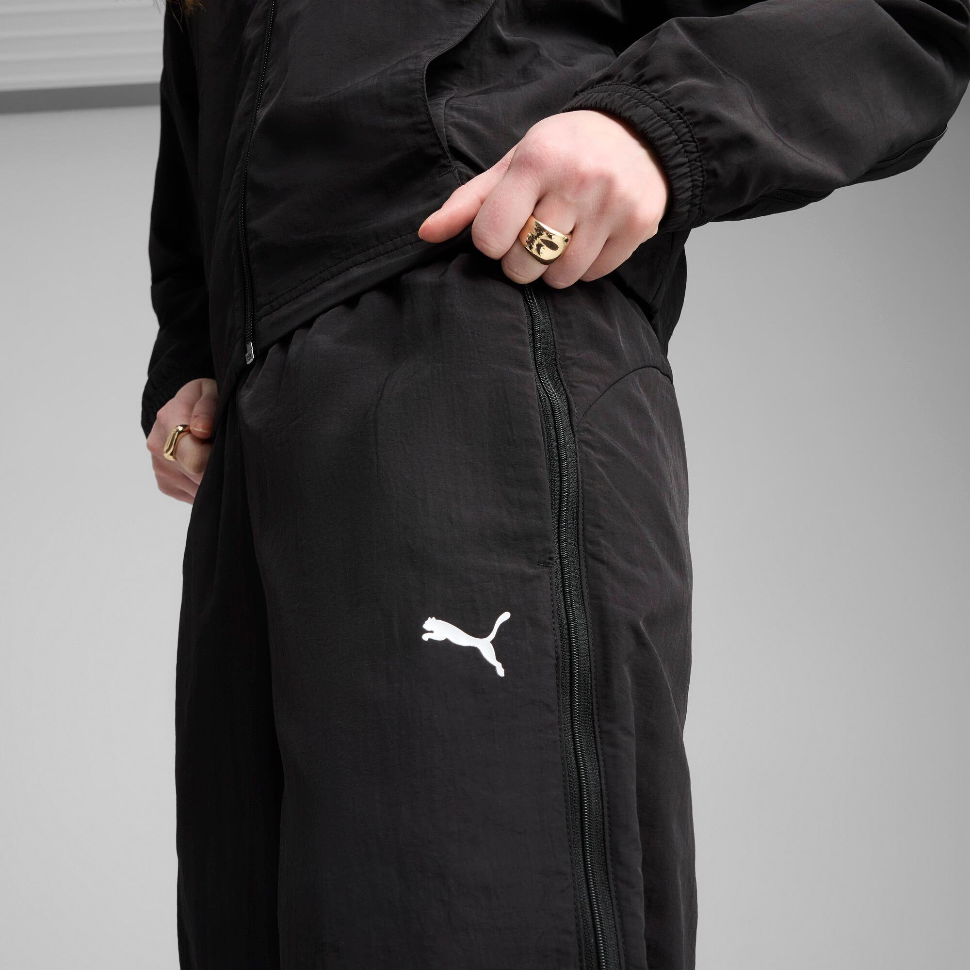 DARE TO Women's Relaxed Woven Zip-Off Pants Product Image