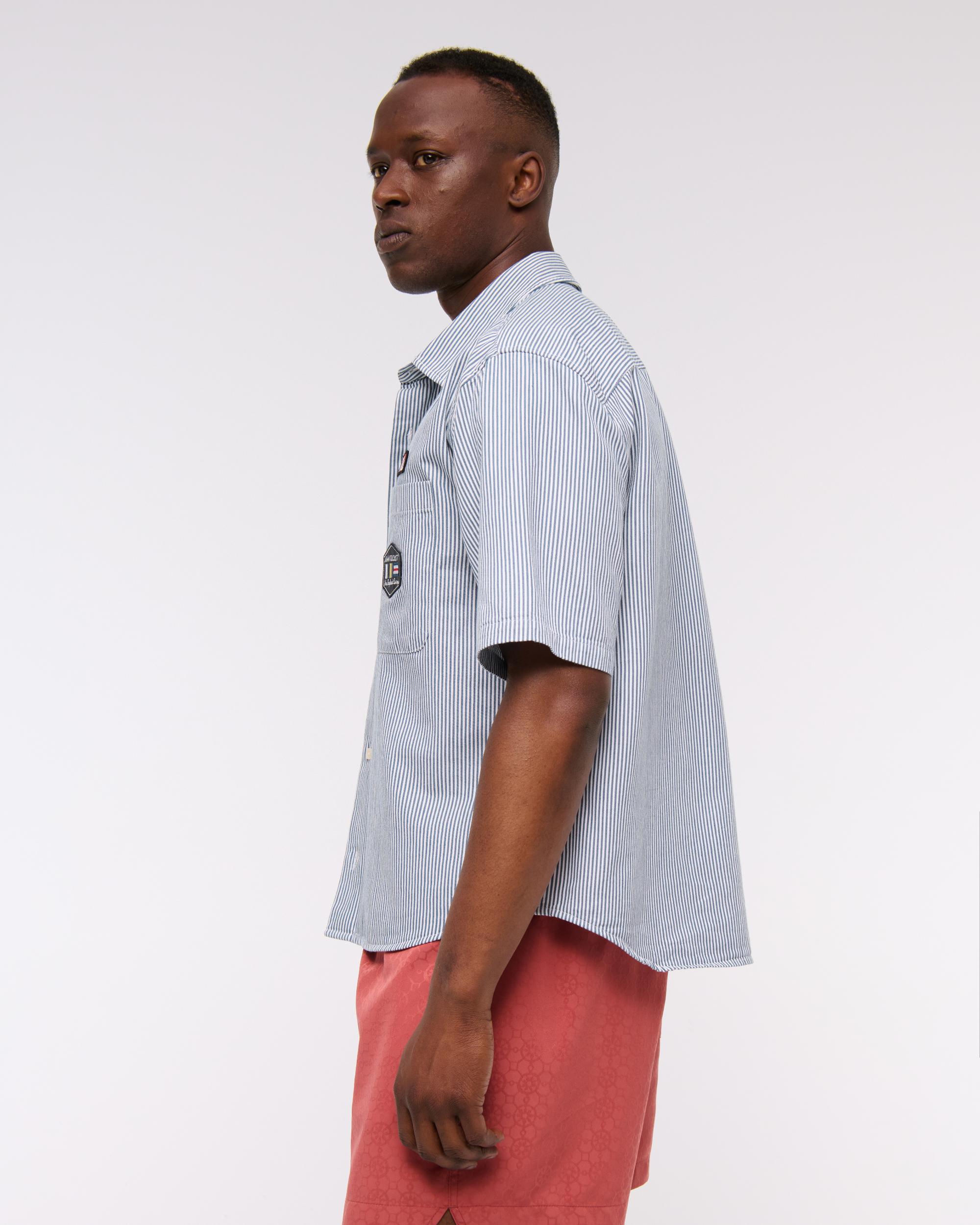 Short-Sleeve Cropped Graphic Workwear Button-Up Shirt Product Image