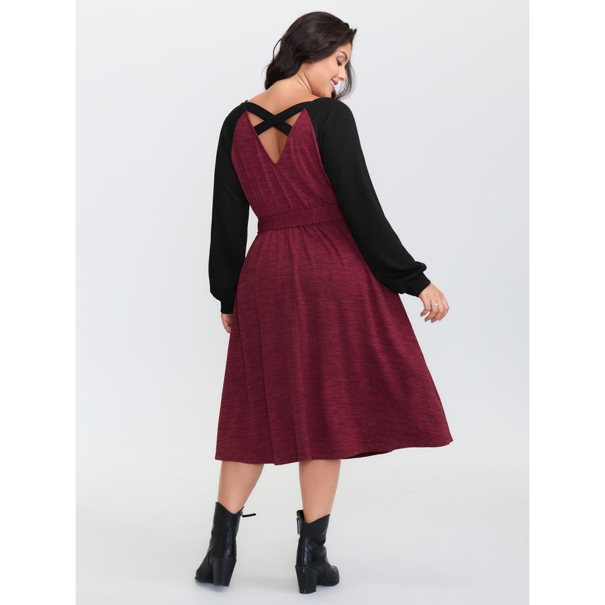 Plus Size Color Contrast Back Cut-Out Stretchy Midi Dress Burgundy Women Leisure Tie knot Round Neck Extra Long Sleeve Curvy BloomChic 10/M Product Image