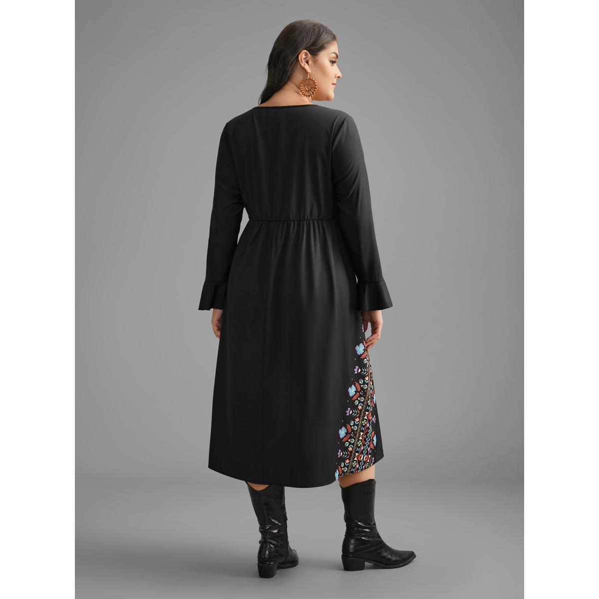 Plus Size Boho Print Ruffle Sleeve Midi Dress Black Women Resort Ruffles V-neck Long Sleeve Curvy BloomChic 18-20/2X Product Image