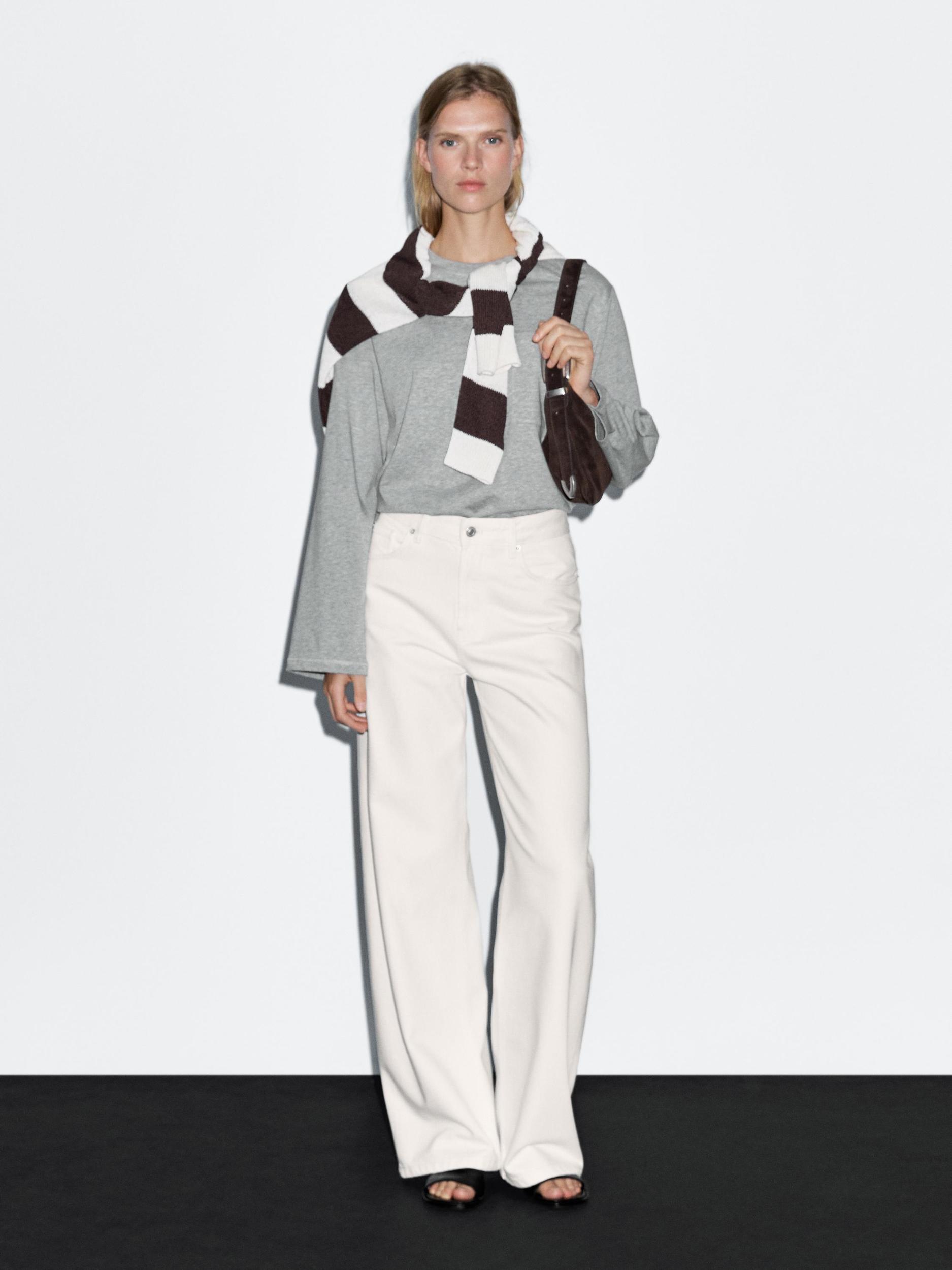 High-waist barrel fit jeans Product Image