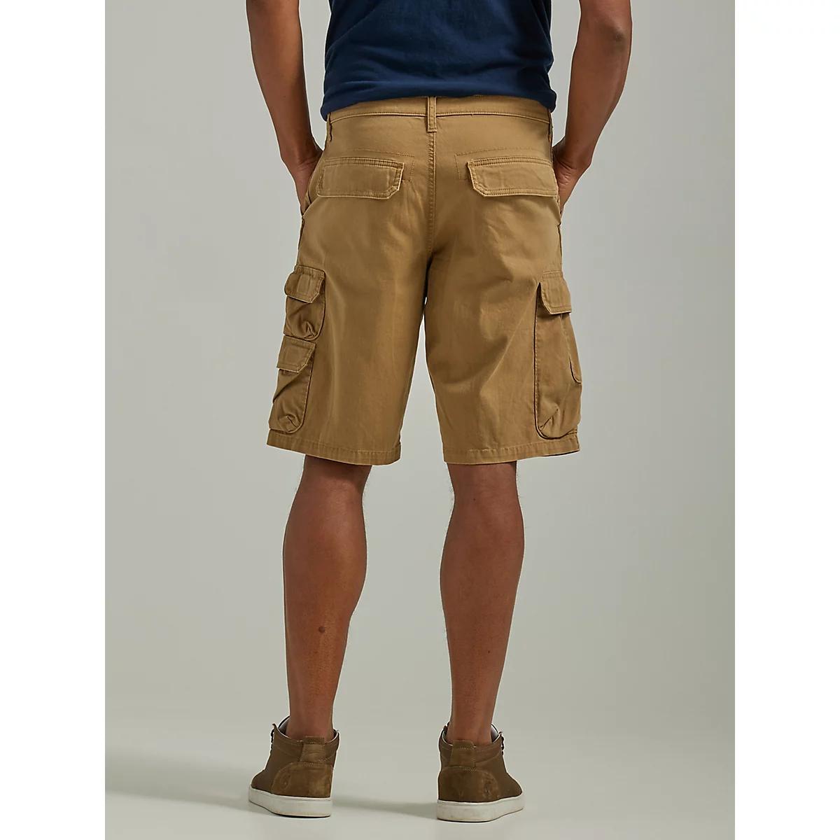 Wrangler® Men's Five Star Premium Stacked Cargo Short in Pewter Product Image