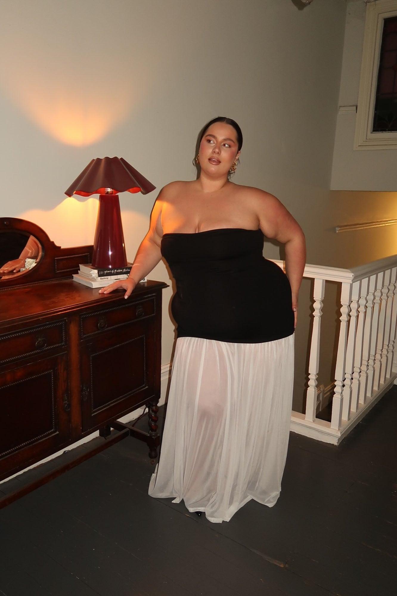 Mary Strapless Drop Waist Maxi Dress - Black/White Product Image