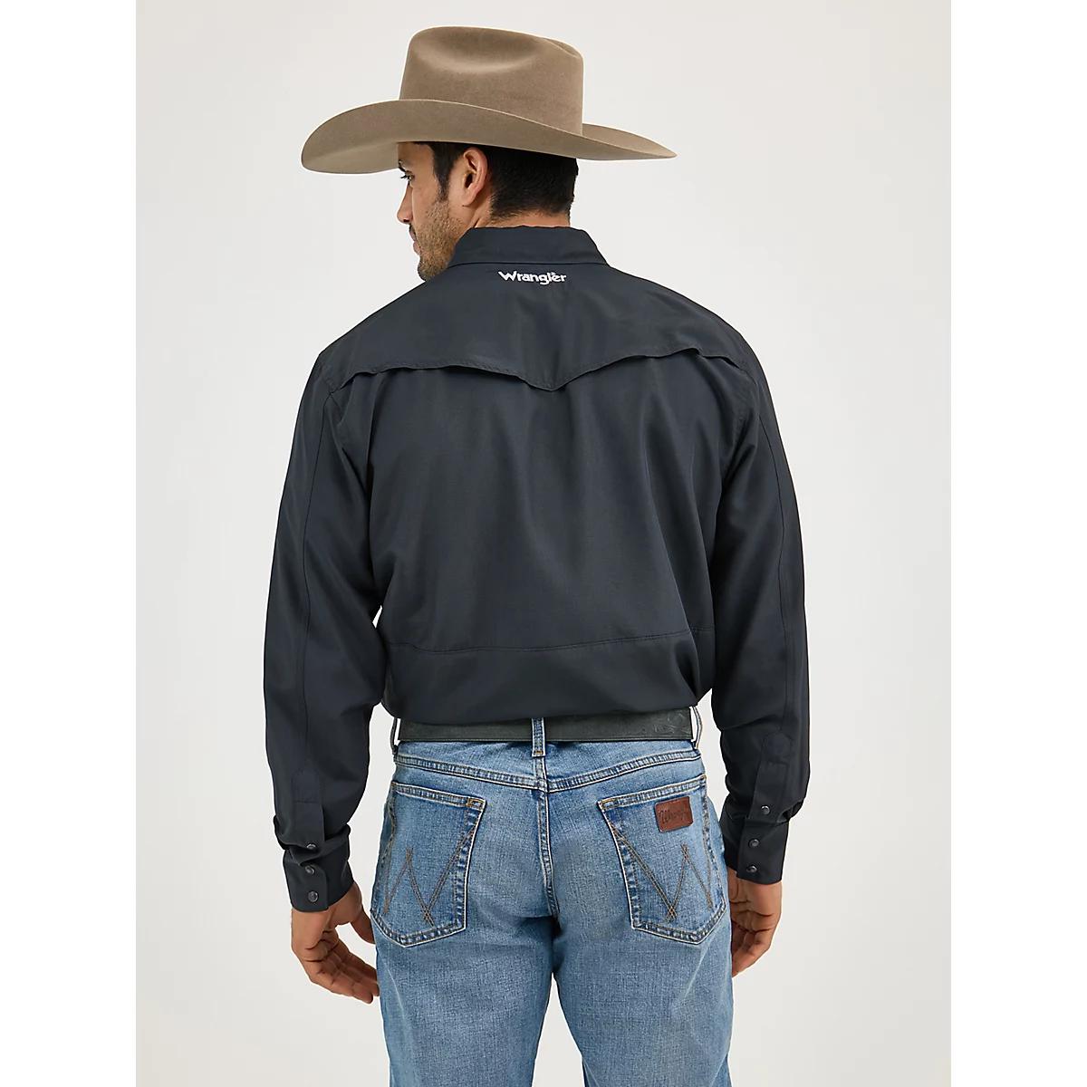 Men's Wrangler Performance Snap Long Sleeve Solid Shirt in Stetch Limo Product Image