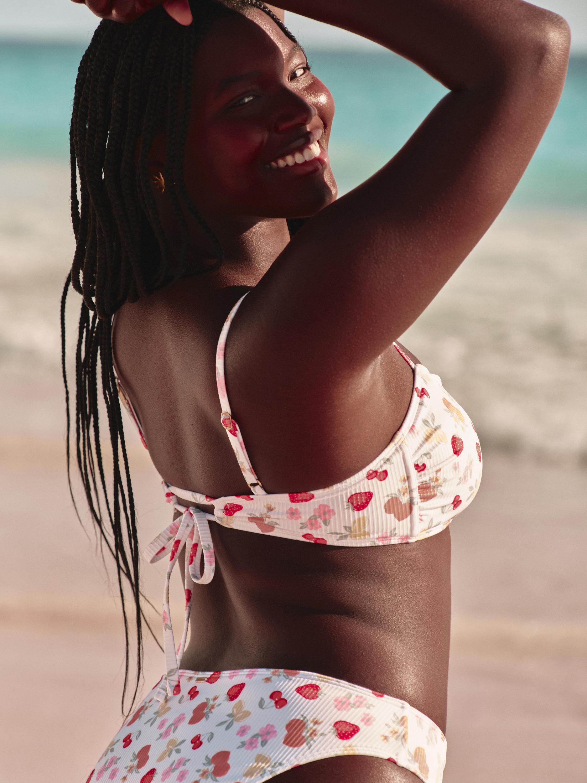 Ribbed Scoop Bikini Top Product Image