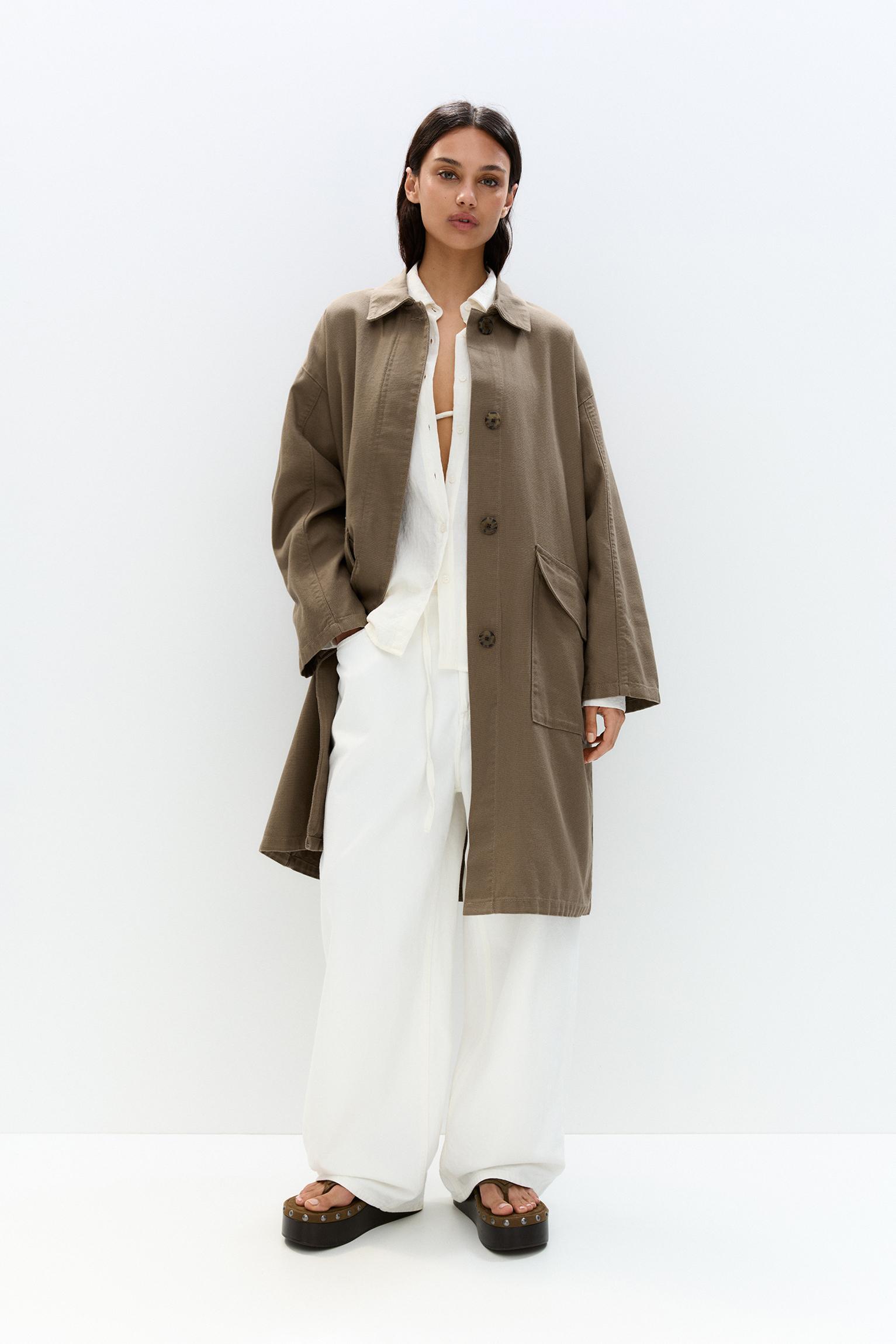 Oversize coat with pockets Product Image