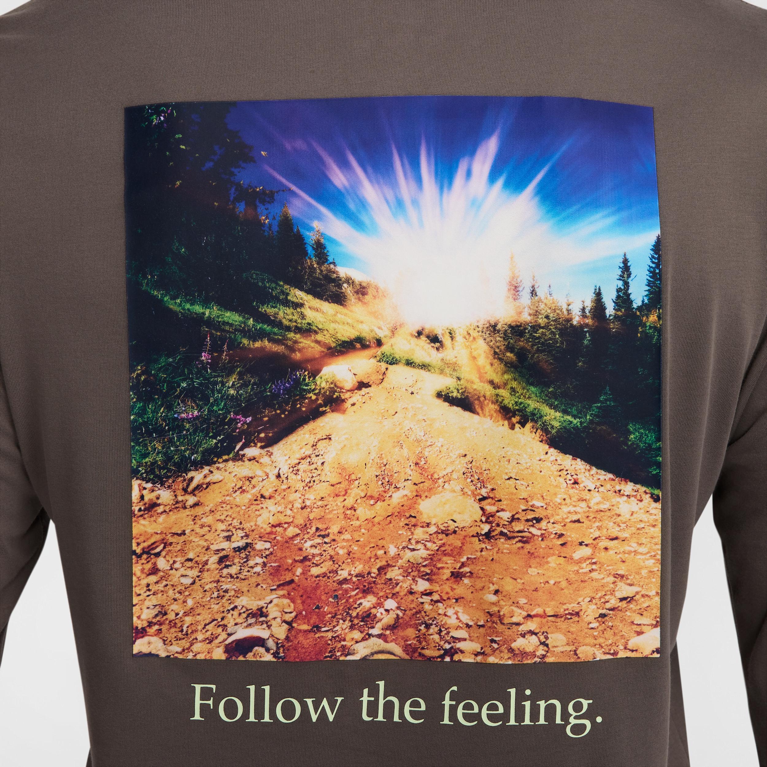 Nike Men's Trail Dri-FIT Long-Sleeve Running T-Shirt Product Image