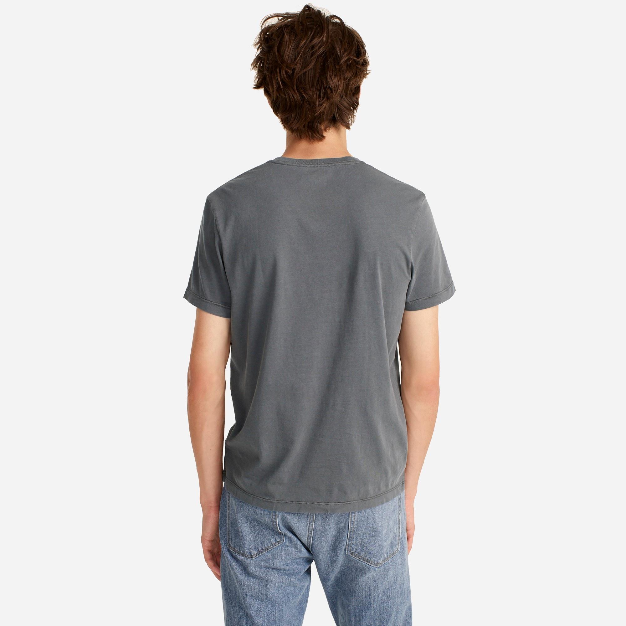 Broken-in short-sleeve V-neck T-shirt Product Image