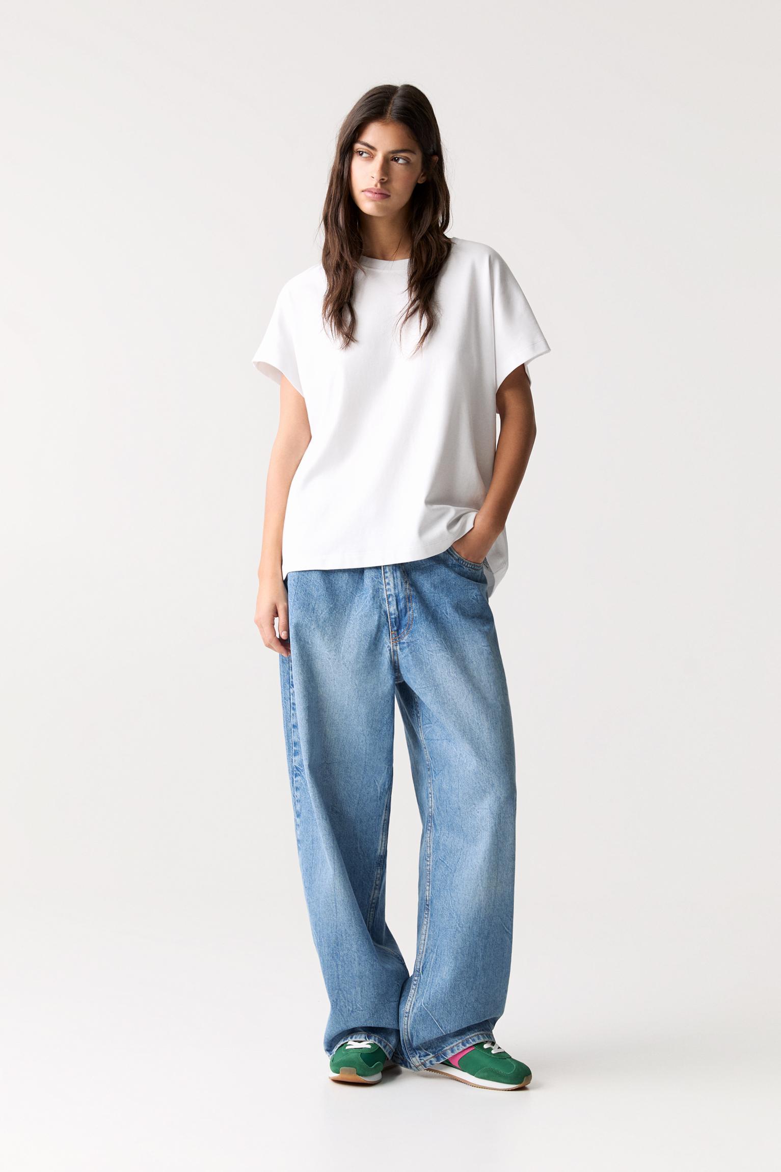 Basic oversized T-shirt Product Image