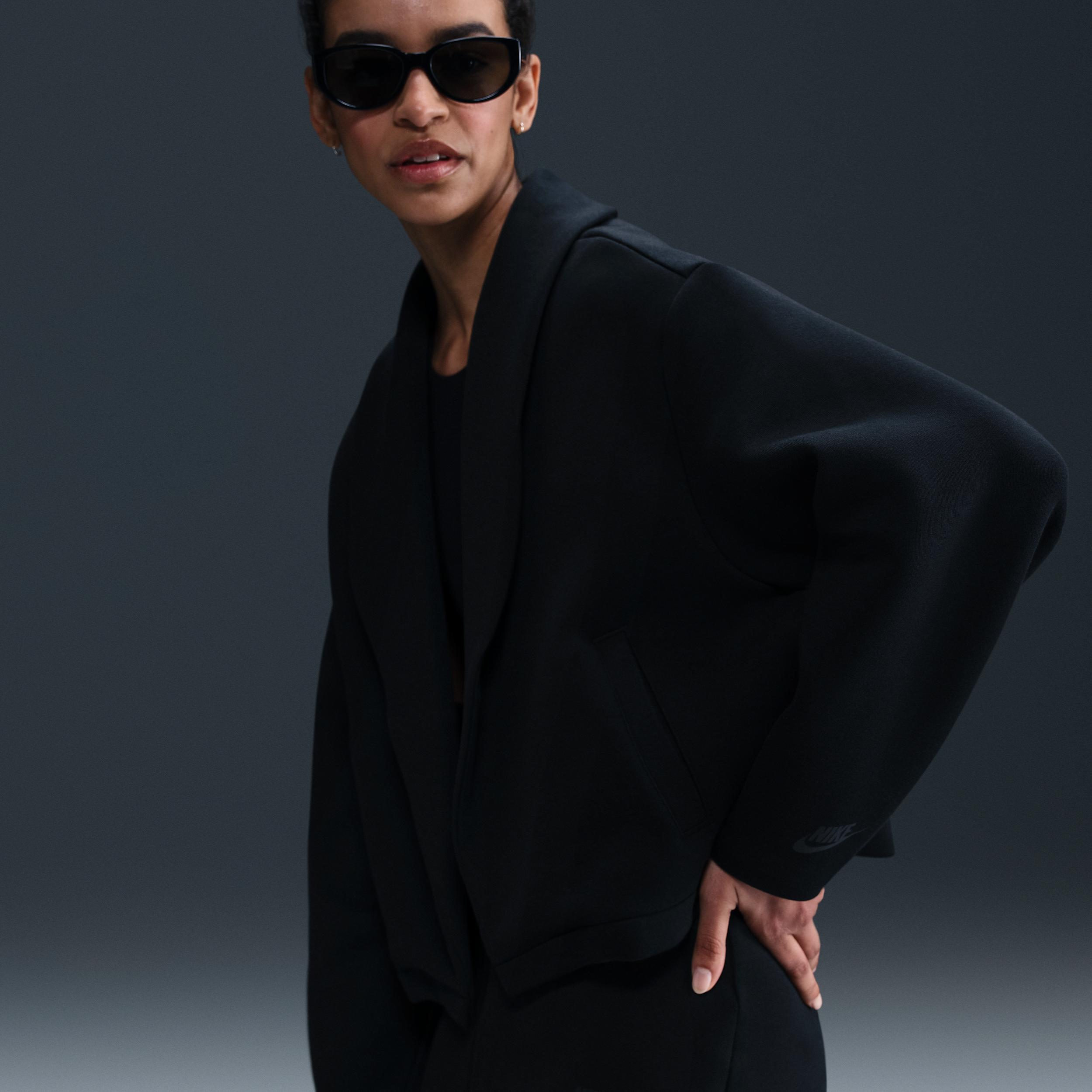 Nike Sportswear Tech Fleece Women's Oversized Blazer Product Image