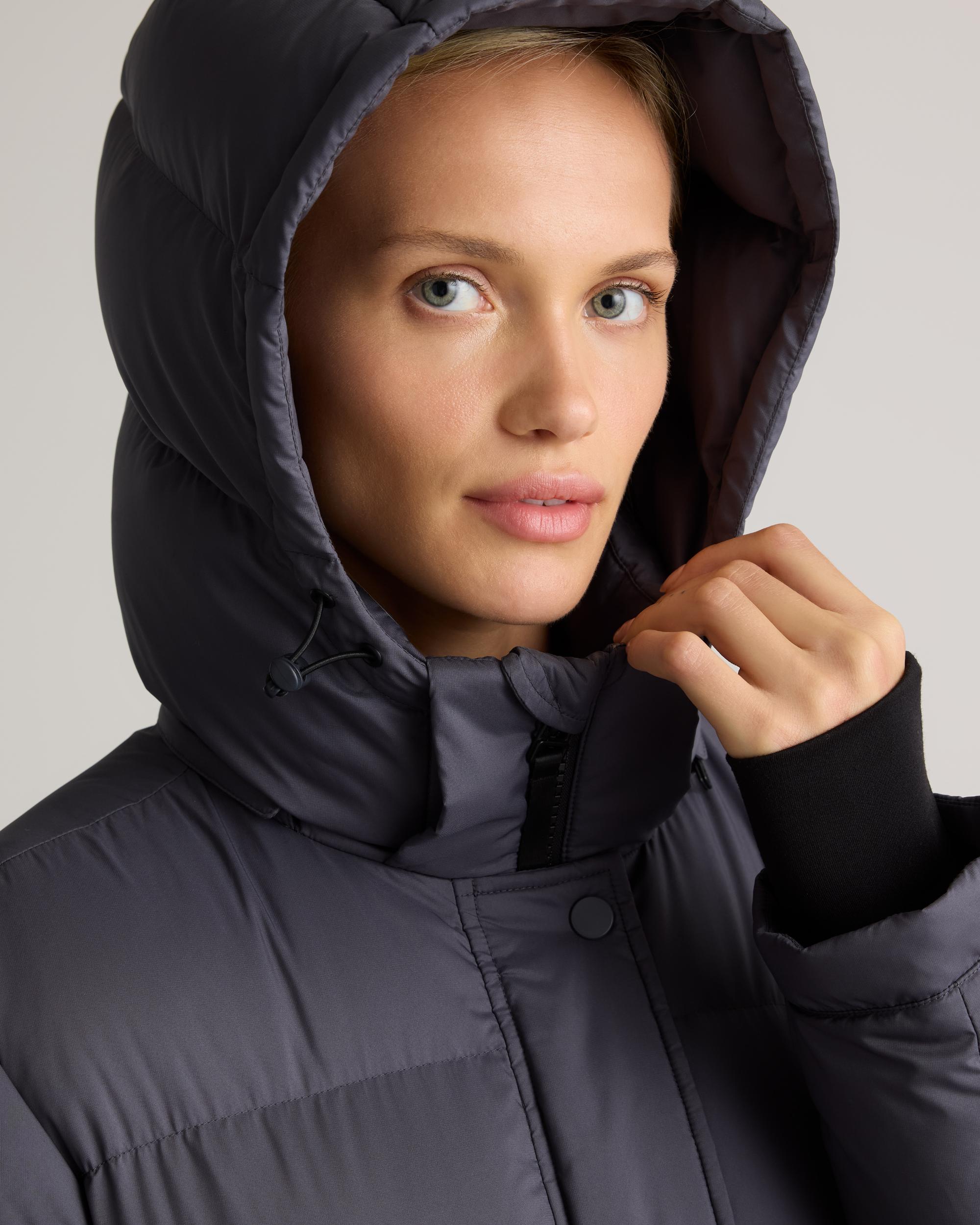 Quince | Women's Responsible Down Cropped Puffer Jacket Recycled Polyester Product Image