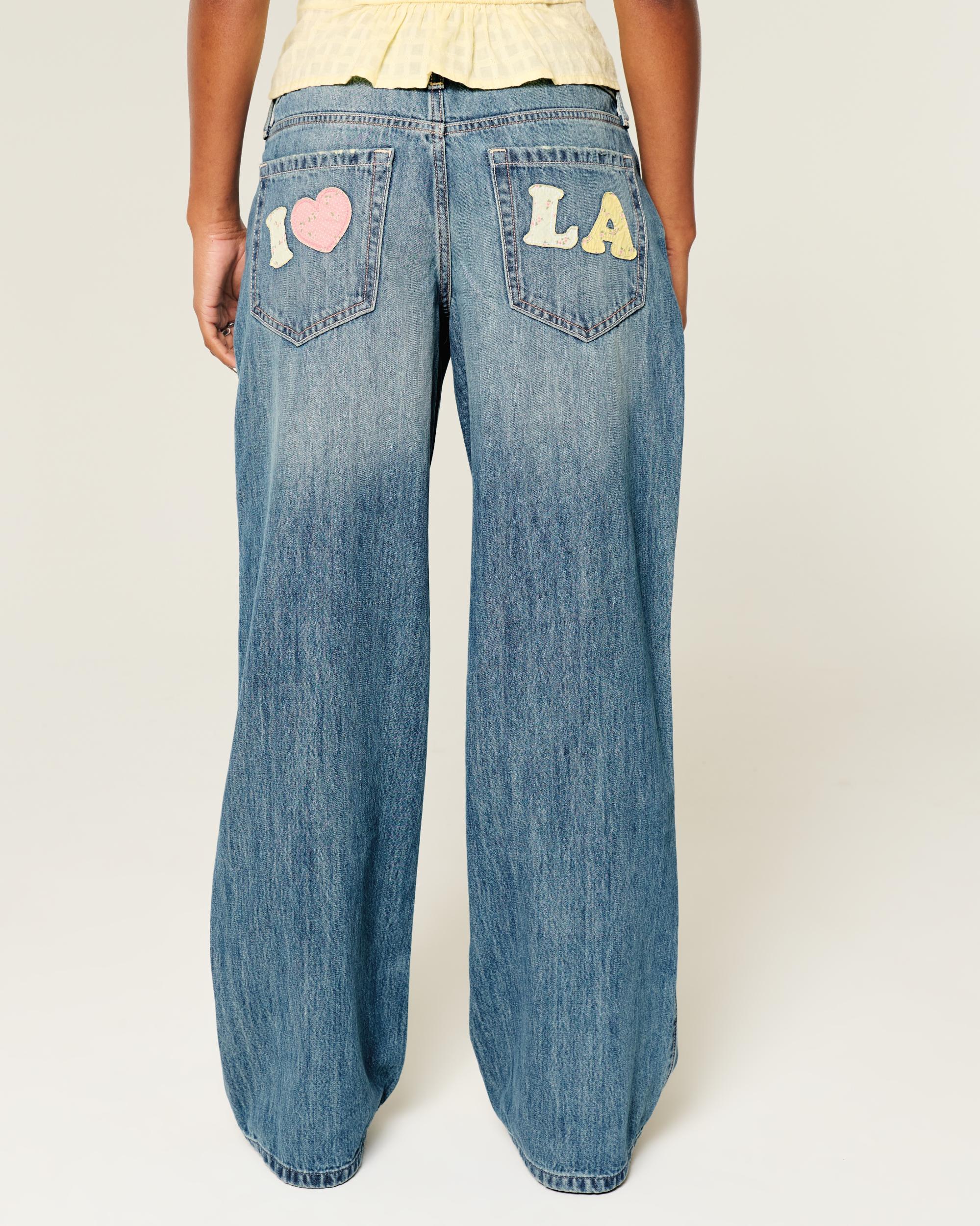 Low-Rise Medium Wash Los Angeles Graphic Baggy Jeans Product Image