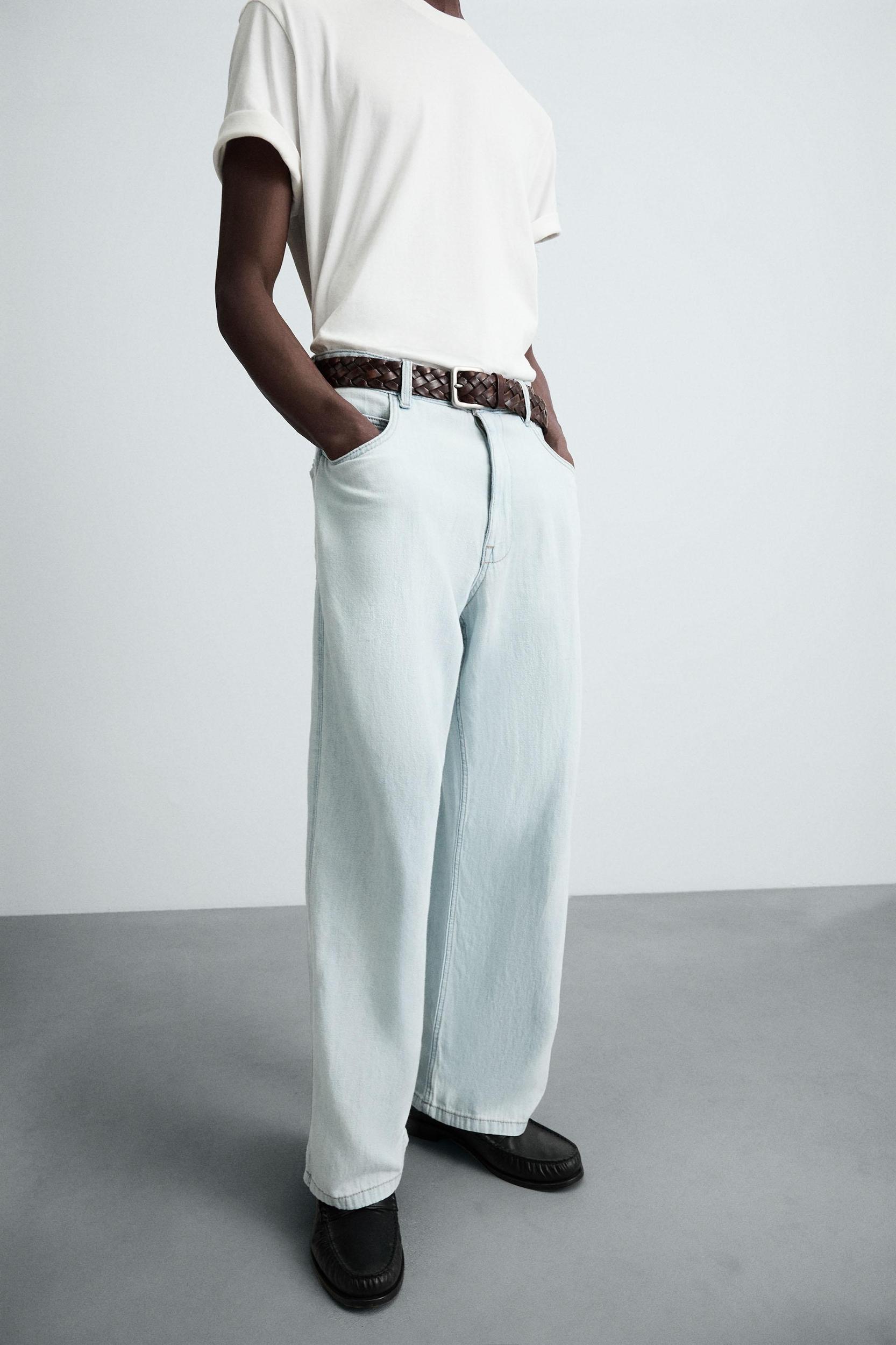 LIGHTWEIGHT LOOSE WIDE FIT JEANS Product Image