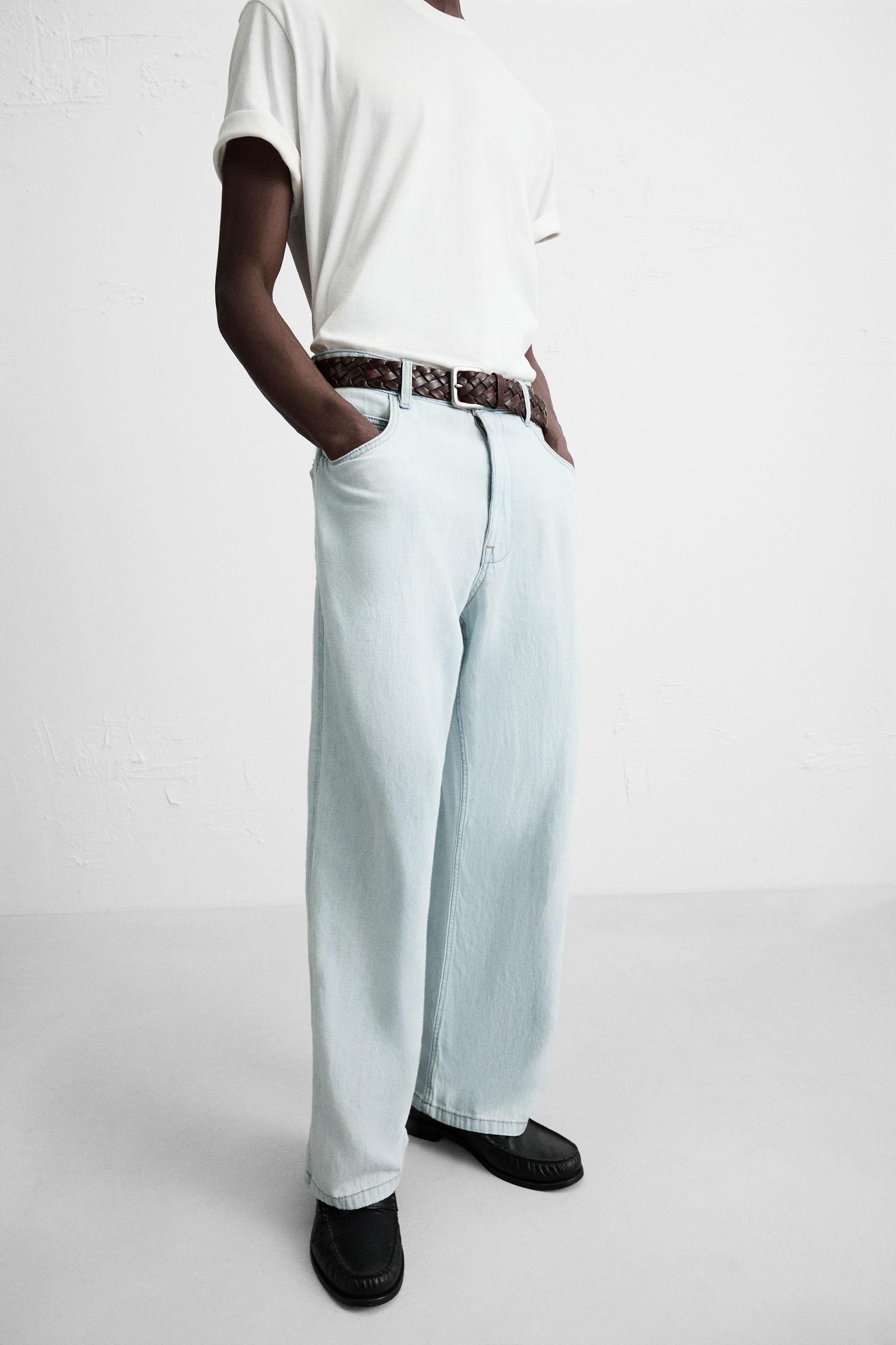 LIGHTWEIGHT LOOSE WIDE FIT JEANS Product Image