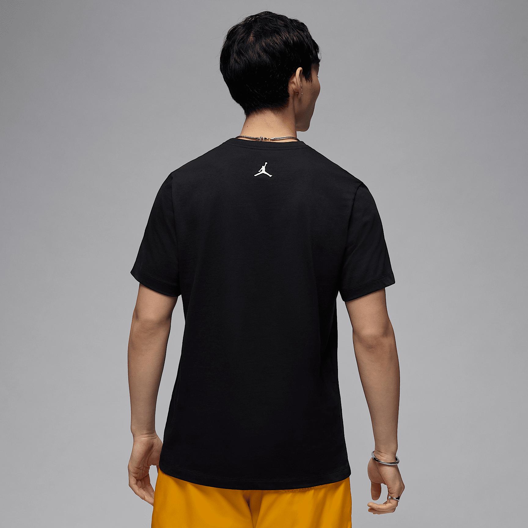 Jordan Flight Essentials Men's T-Shirt Product Image