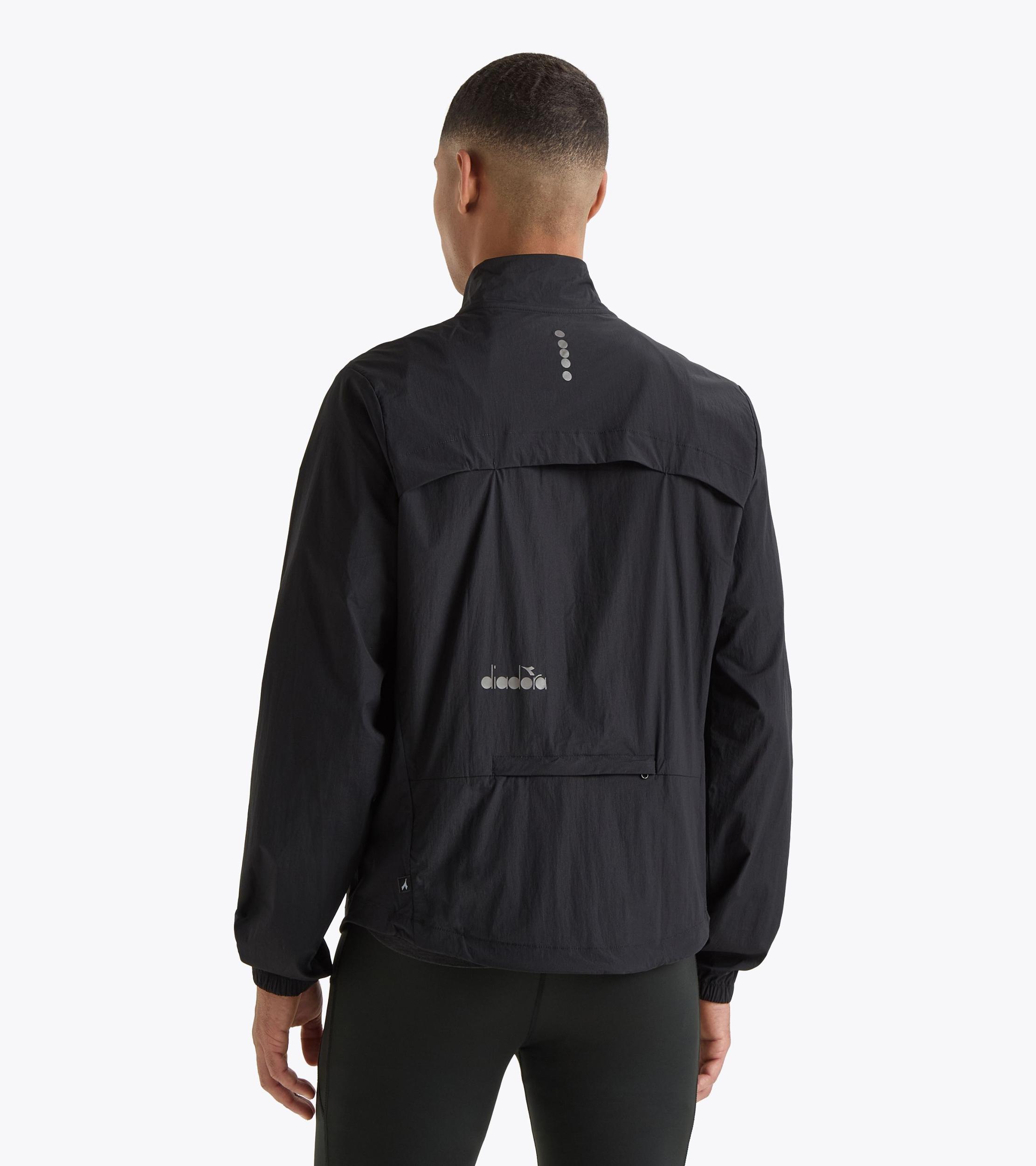 PACKABLE WIND JACKET Product Image