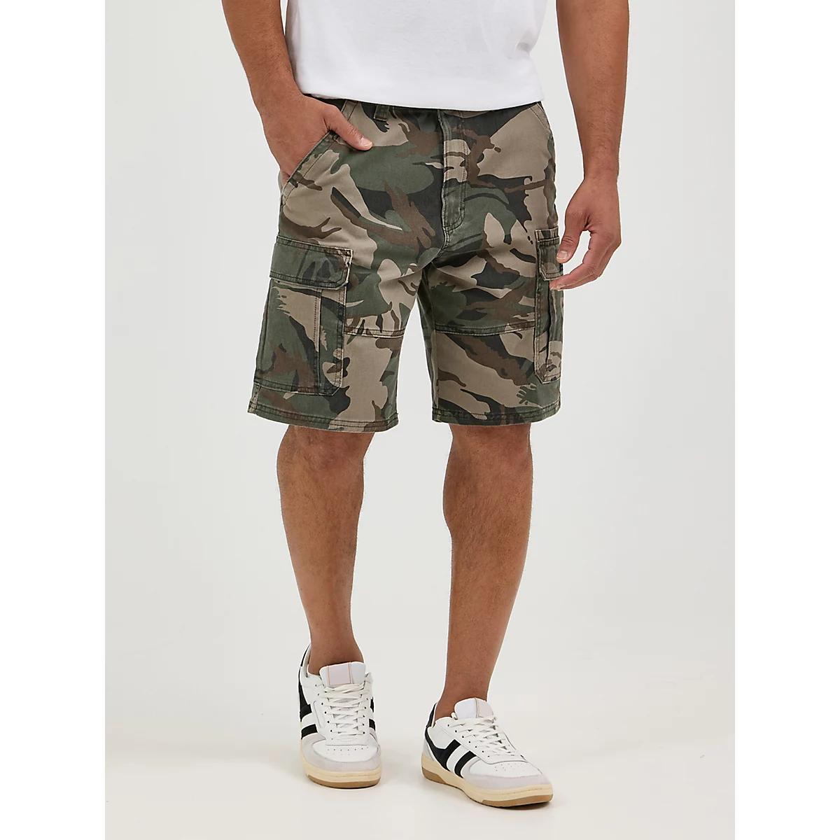 Men's Five Star Premium Cargo Short in Green Brown Product Image