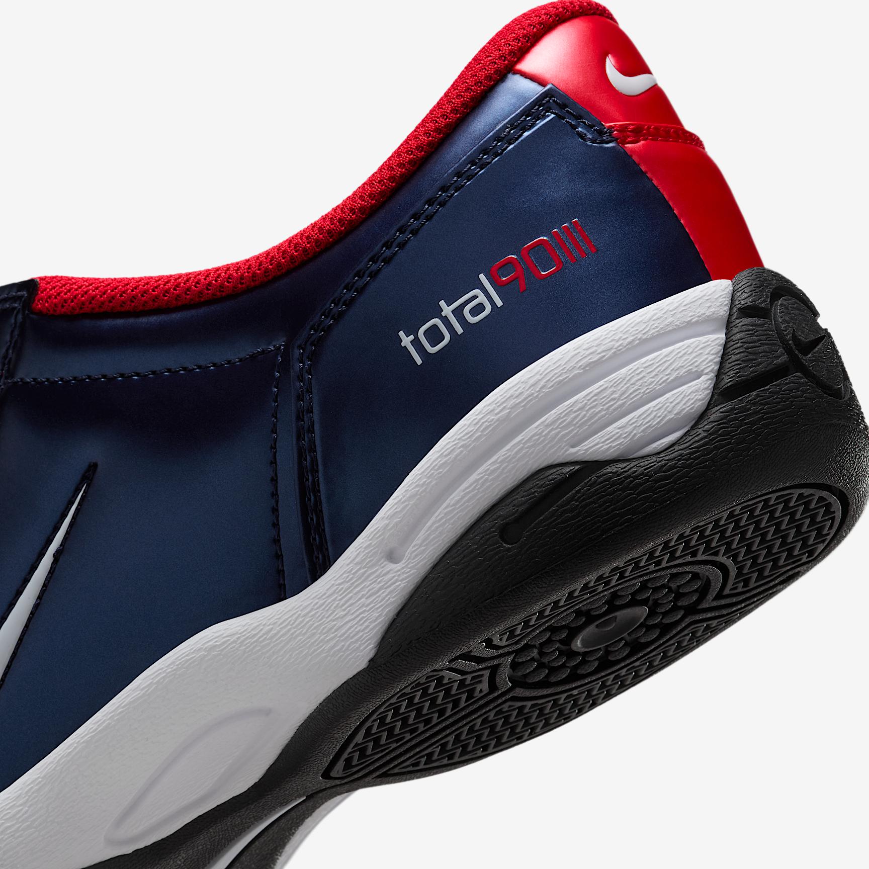 Nike Men's Total 90 Shoes Product Image