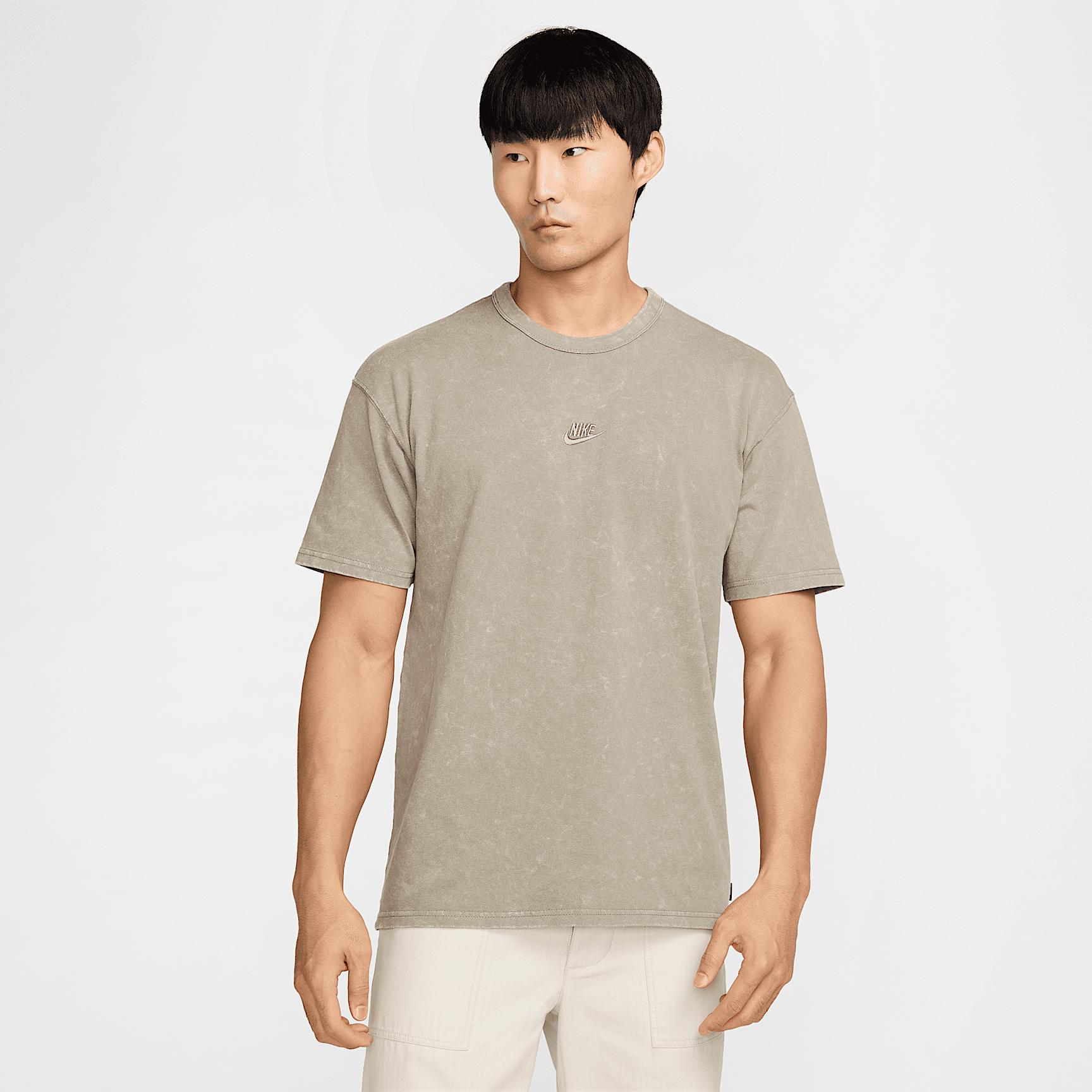 Men's Nike Sportswear Premium Essentials Max90 T-Shirt Product Image