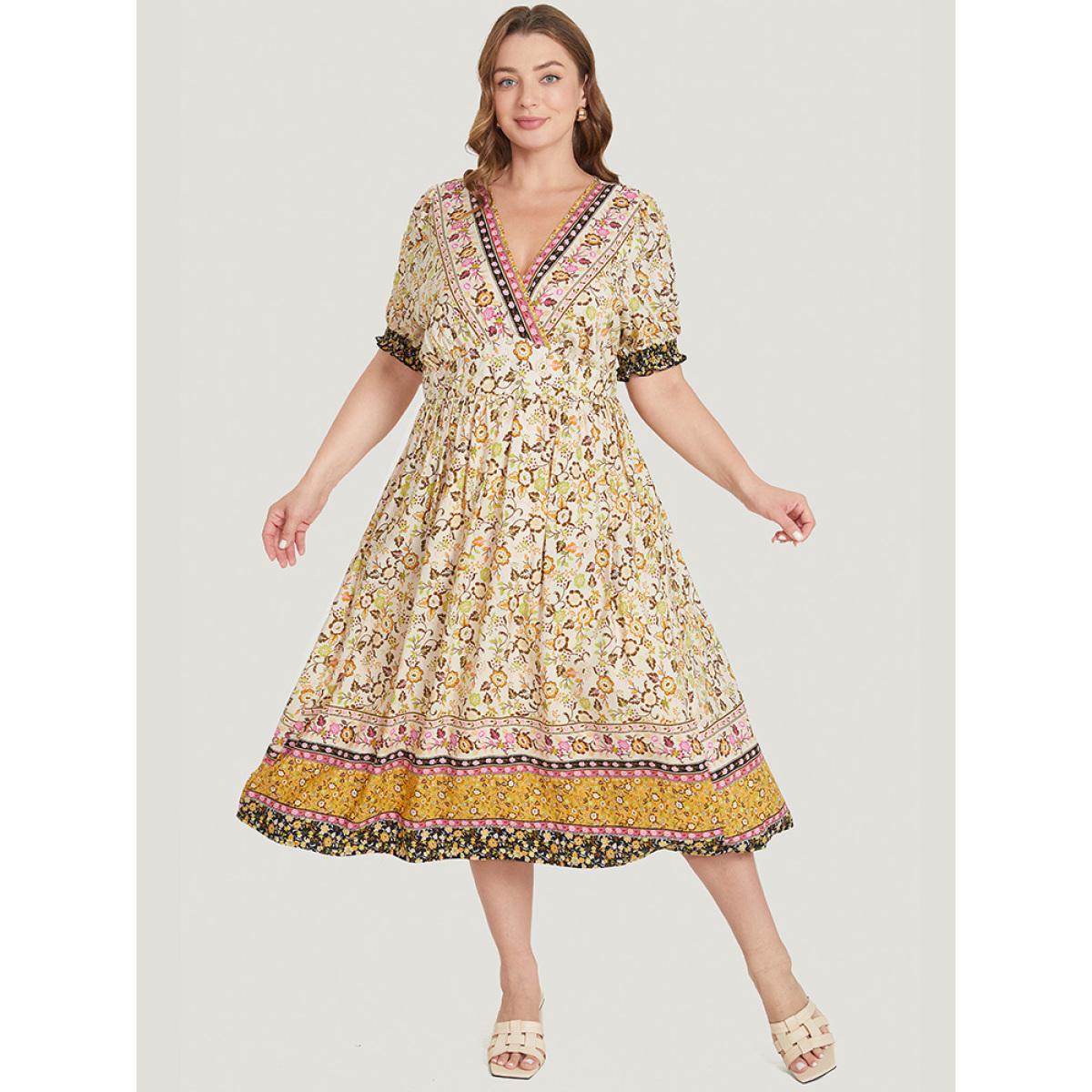 Plus Size Bandana Print Surplice Neck Pocket Shirred Puff Sleeve Dress Orange Women Vacation Overlap Collar Short sleeve Curvy Midi Dress BloomChic 18-20/2X Product Image