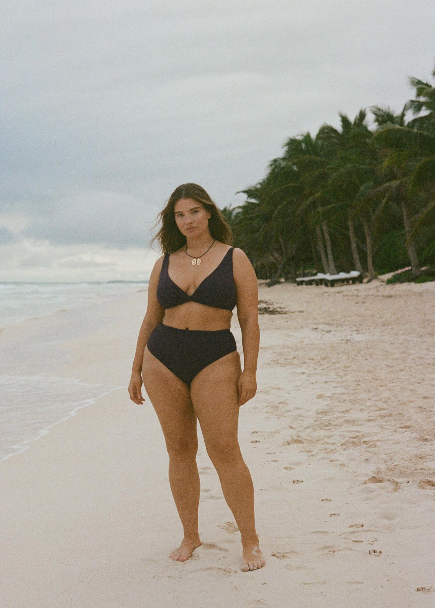 Draped bikini top - Women | MANGO USA Product Image