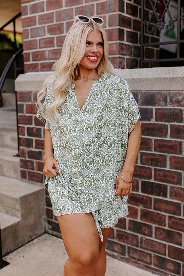 Mykonos Muse Linen-Blend Floral Top Curves Product Image