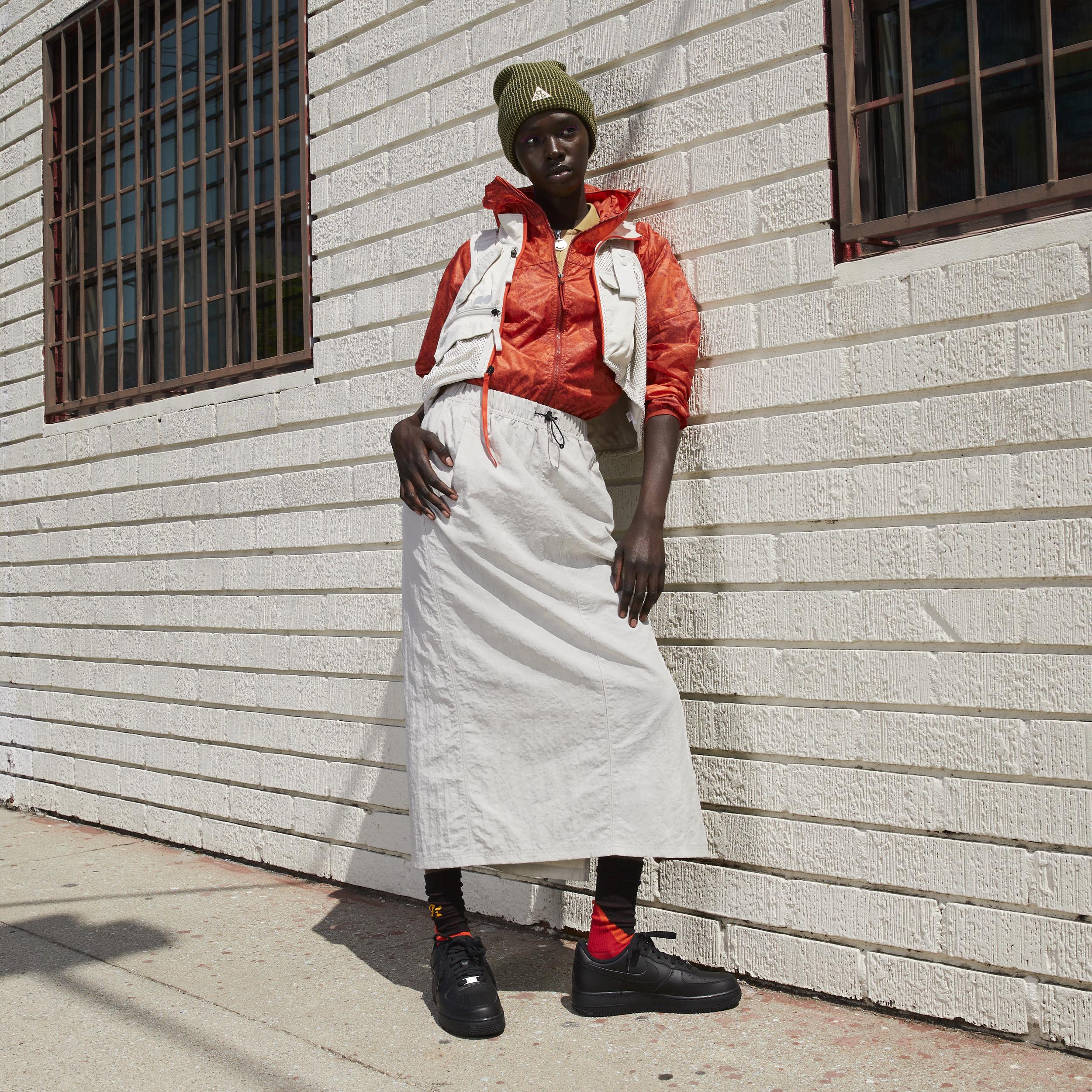 Nike Womens Air Force 1 07 Shoes | DD8959-001 Product Image