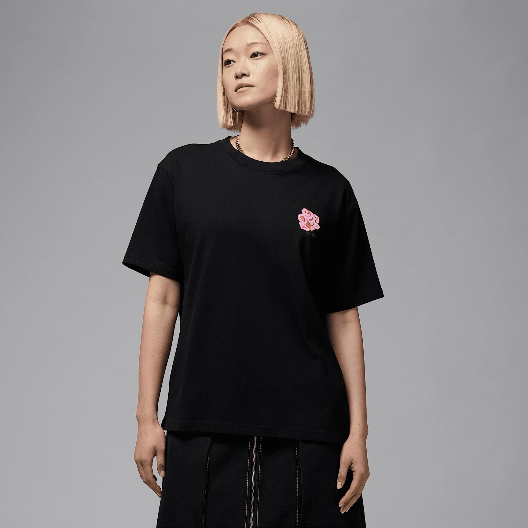 Jordan Women's Graphic T-Shirt Product Image