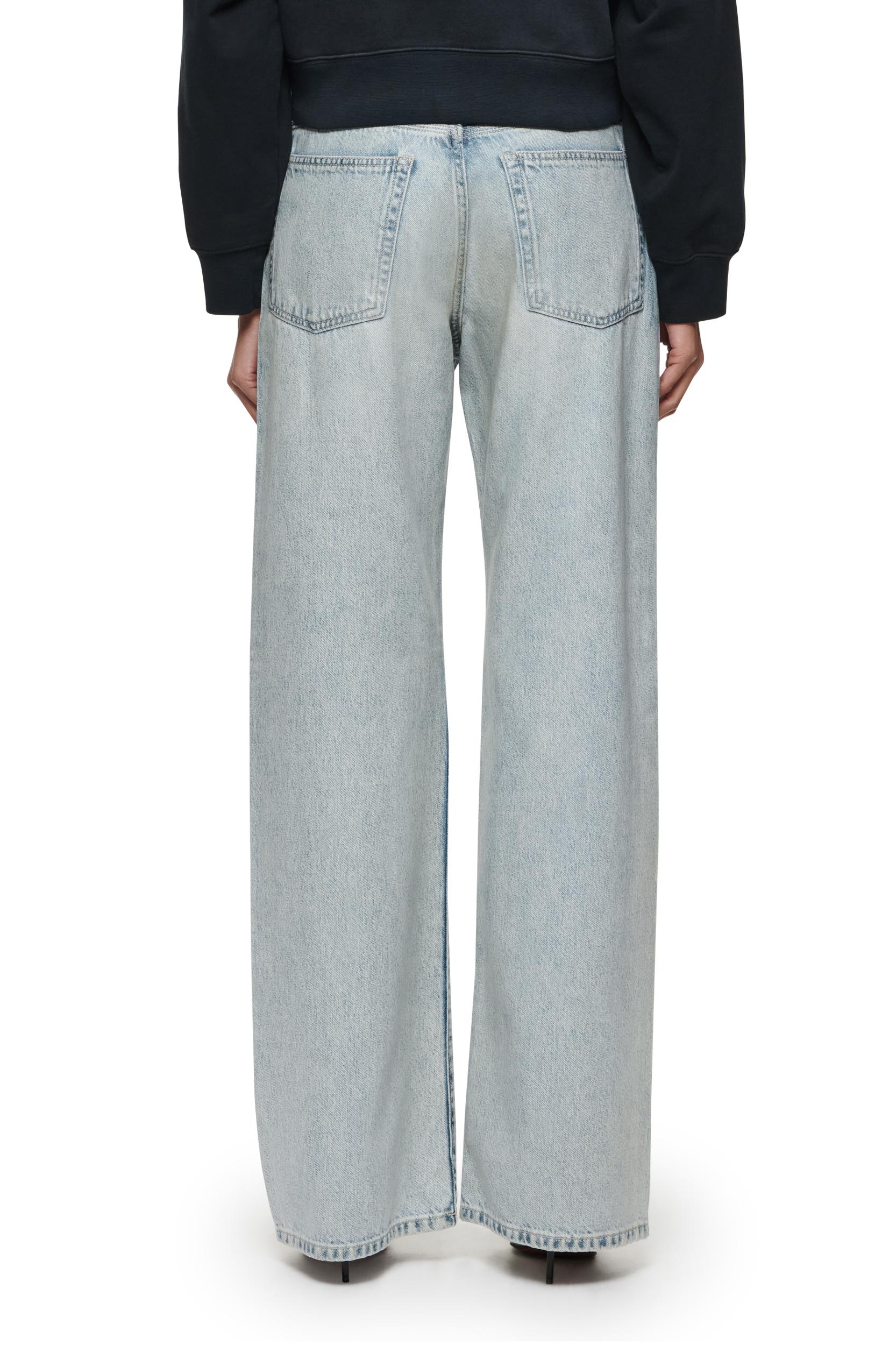 Wide Coated Female Product Image