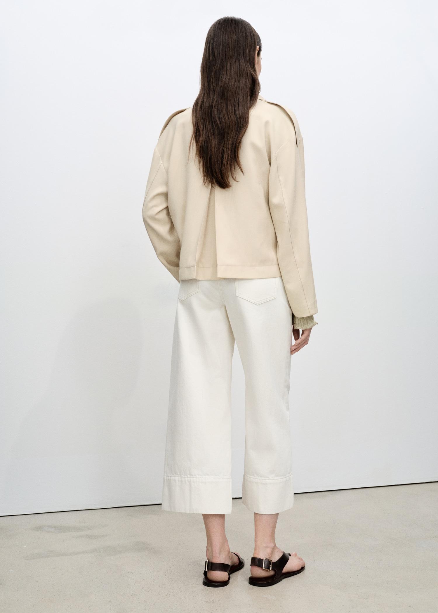 Wide-leg cropped jeans with seam detail - Women | MANGO USA Product Image