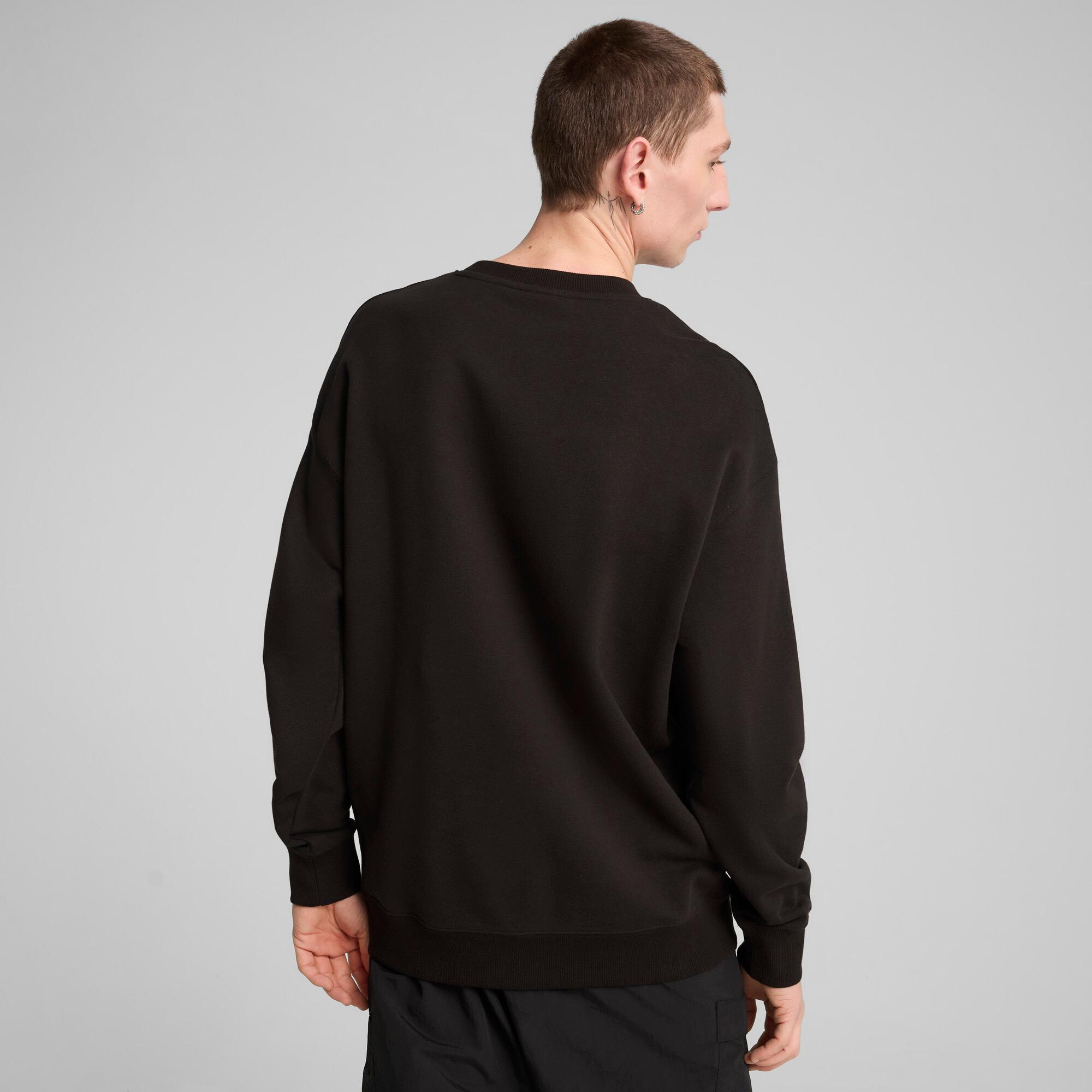WARDROBE ESSENTIALS Men's Relaxed Crew Product Image