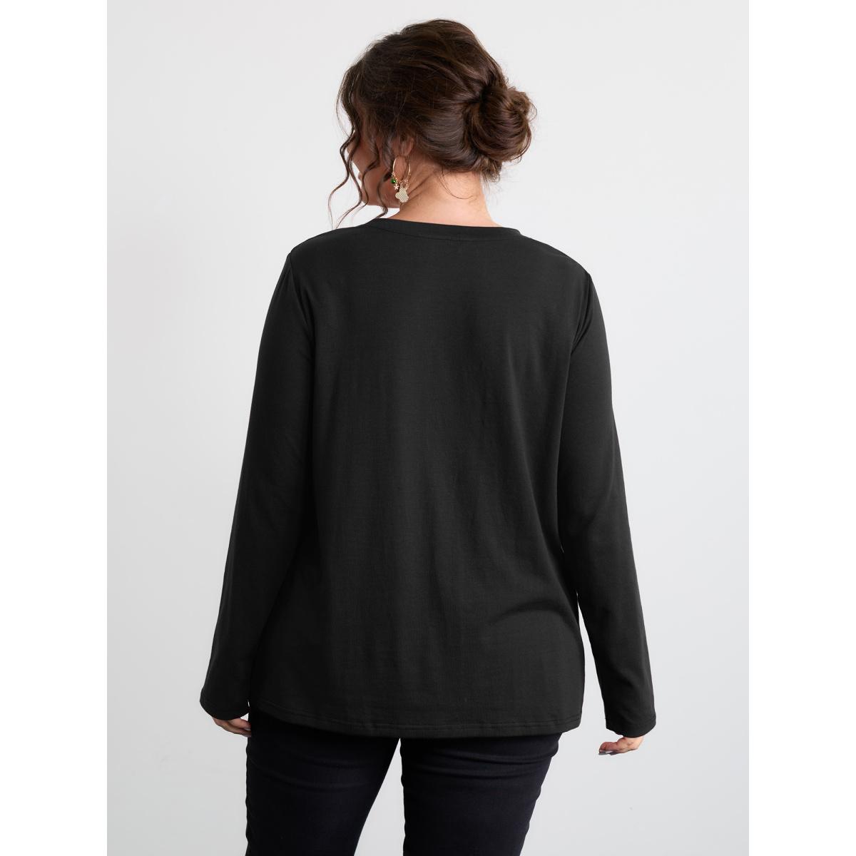 Plus Size Merry Christmas Print Contrast T-Shirt Black Women Leisure Christmas Round Neck Casual T-shirts BloomChic 22-24/3X Product Image