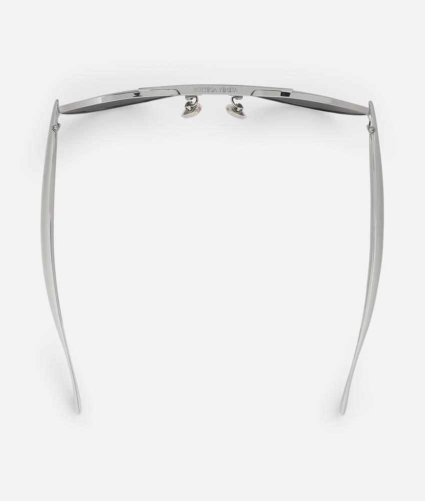 Sardine Aviator Sunglasses in Silver/silver/grey Product Image