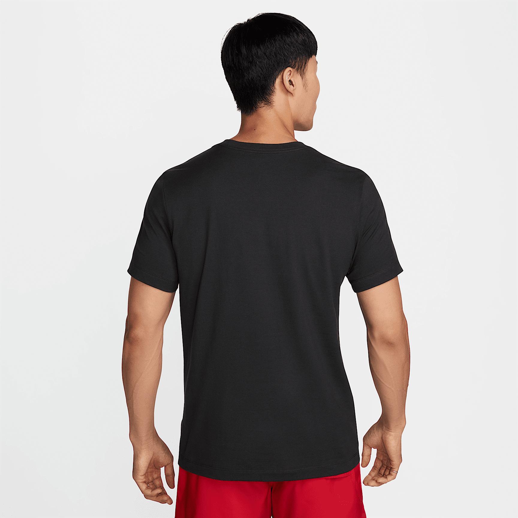 Nike Sportswear Men's Crew-Neck T-Shirt Product Image