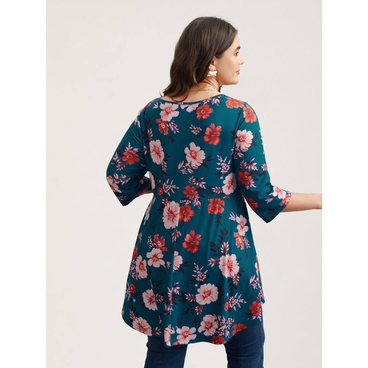 Plus Size Floral Print Neck Cut-Out Babydoll Top Multicolor Women Elegant Gathered Natural Flowers Square Neck Bodycon Everyday T-shirts BloomChic 10/M Product Image