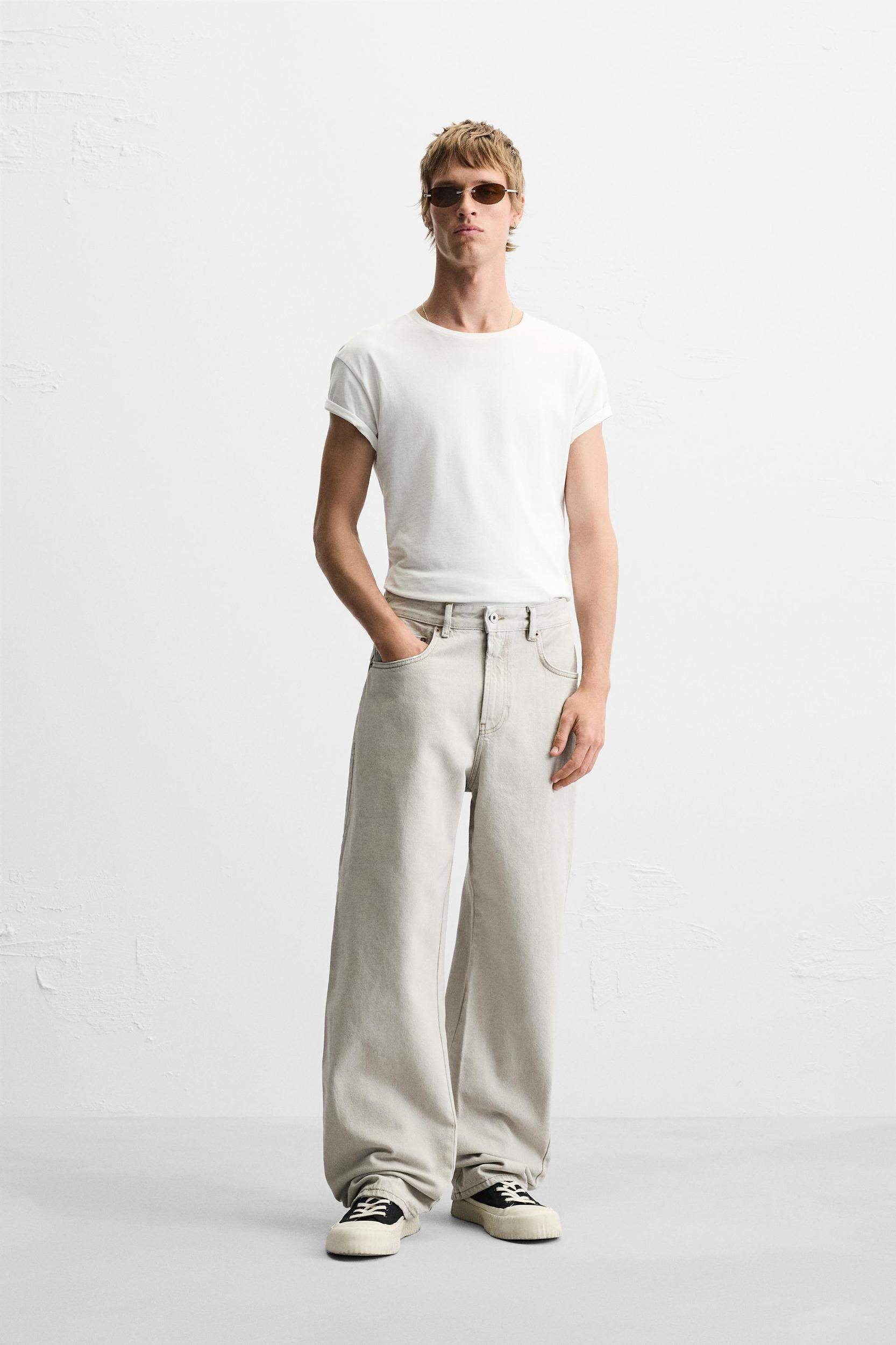 ASYMMETRIC SEAM BAGGY FIT JEANS Product Image