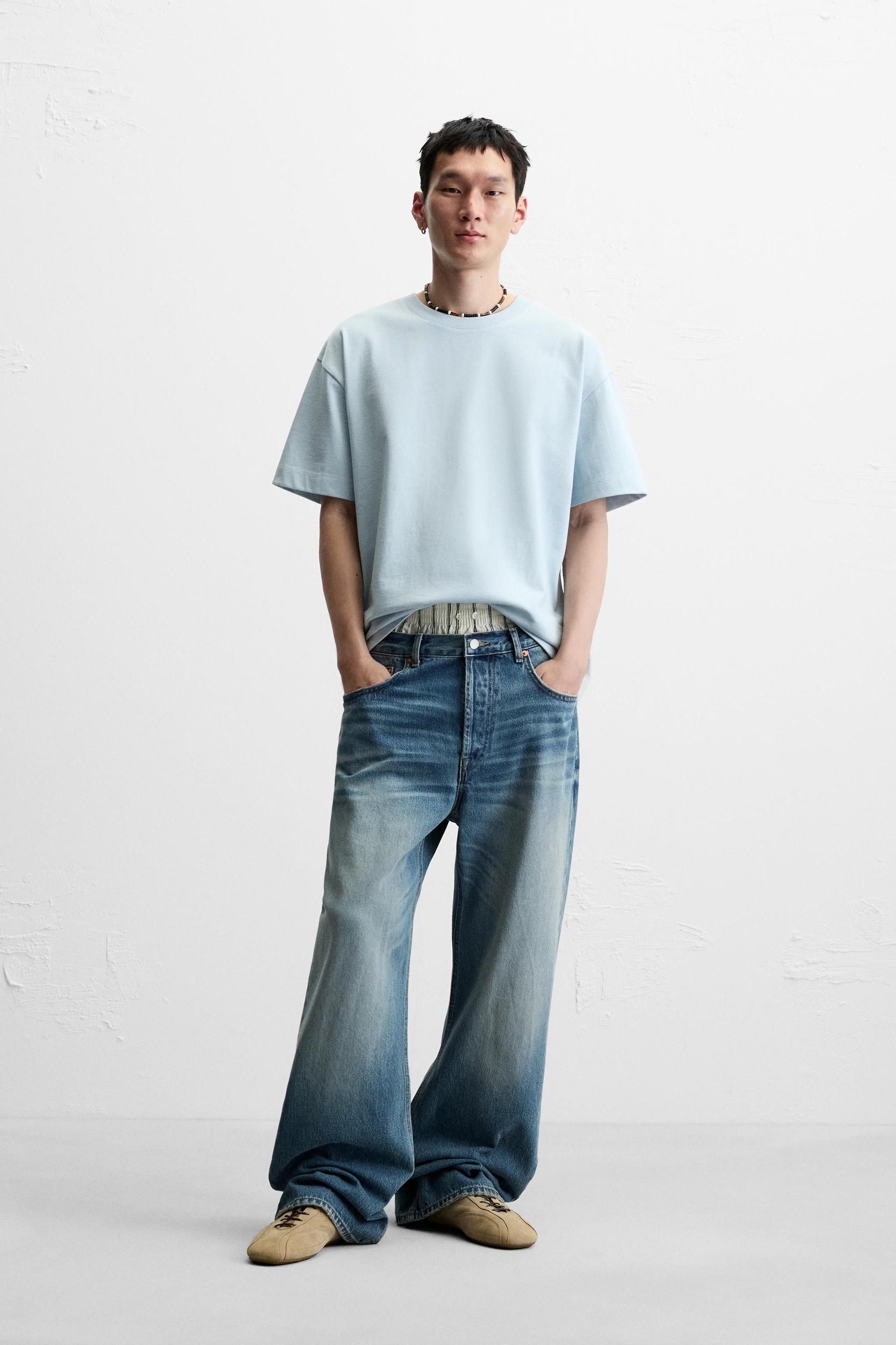 BASIC HEAVYWEIGHT T-SHIRT Product Image