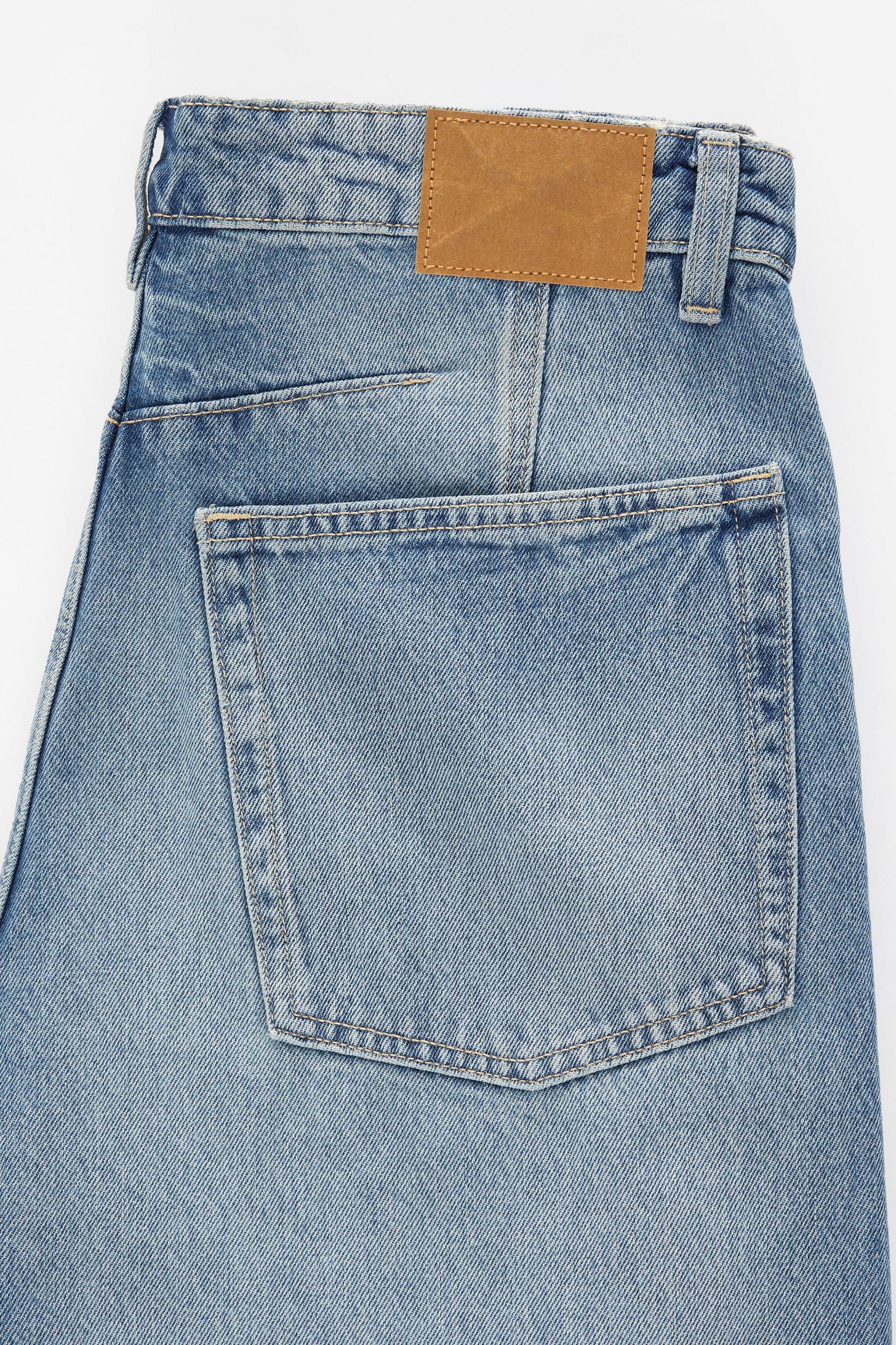 Barrel Jean Product Image