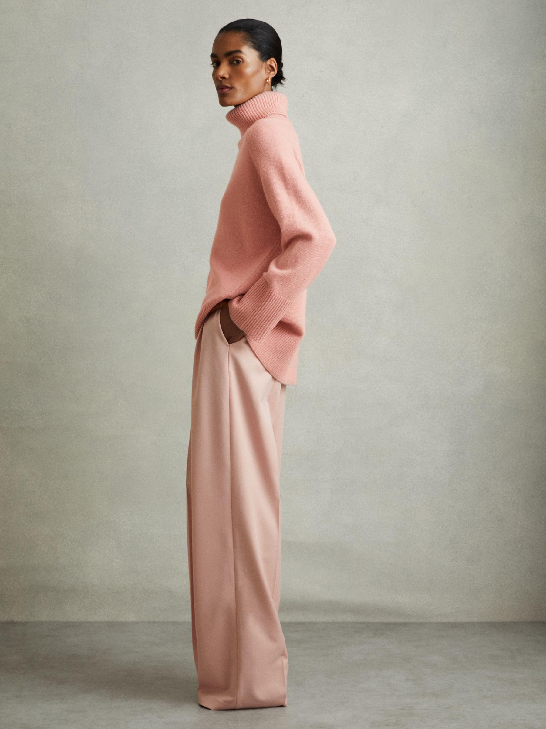 Wool-Cashmere Roll-Neck Jumper in Soft Pink Product Image