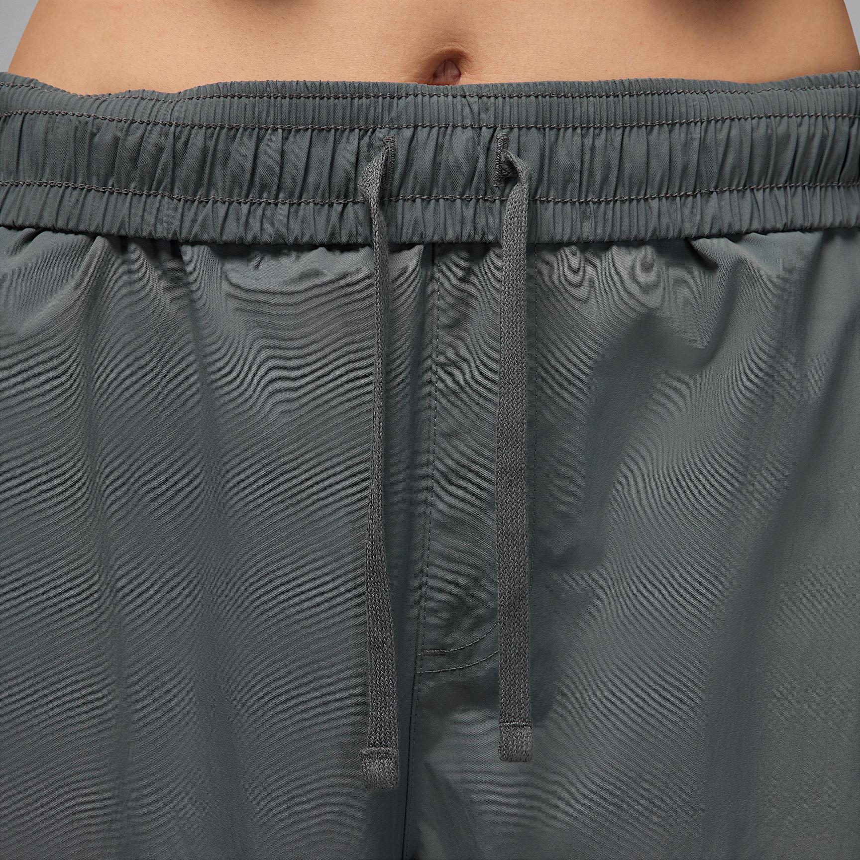 Womens Jordan Flight Chicago Parachute Pants | HM6144-068 Product Image