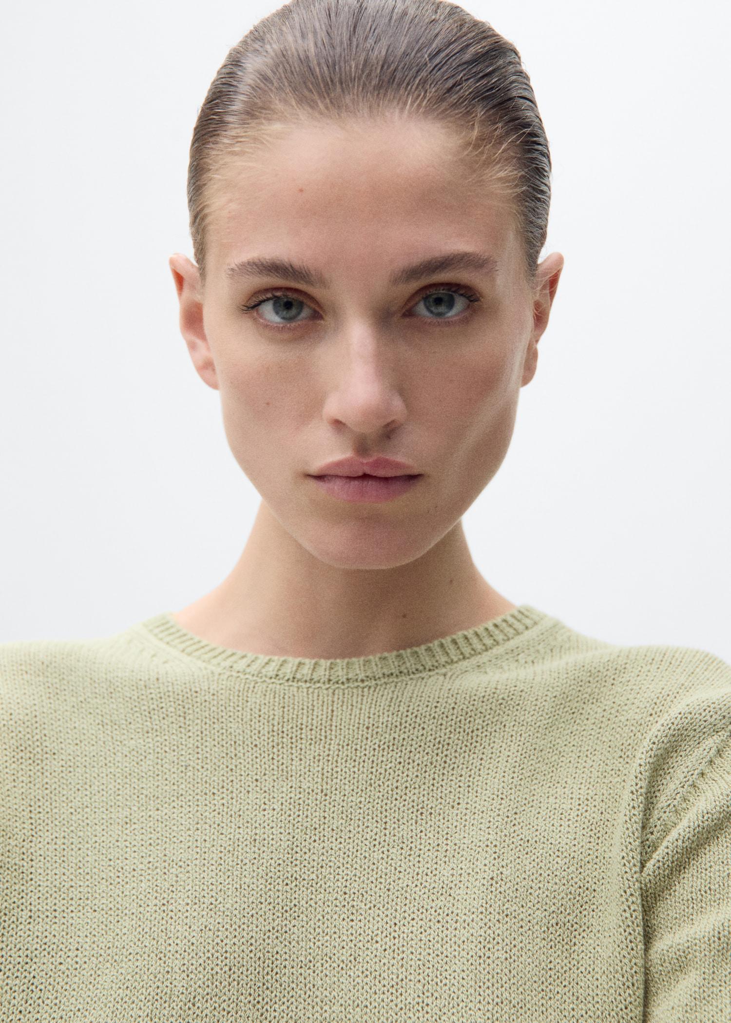 Short-sleeved knitted cotton sweater - Women | MANGO USA Product Image