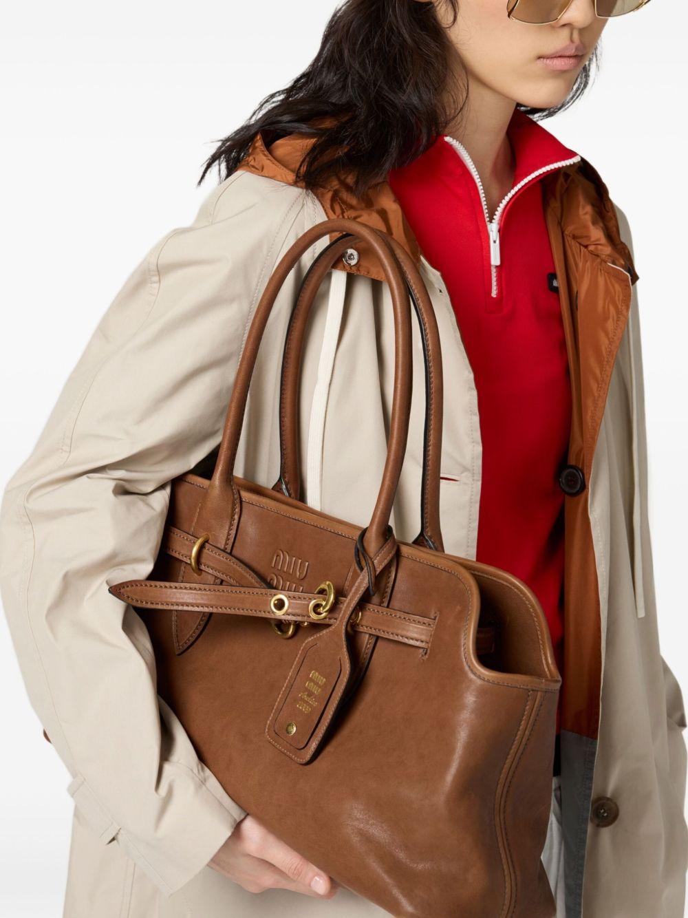 Aventure shoulder bag Product Image