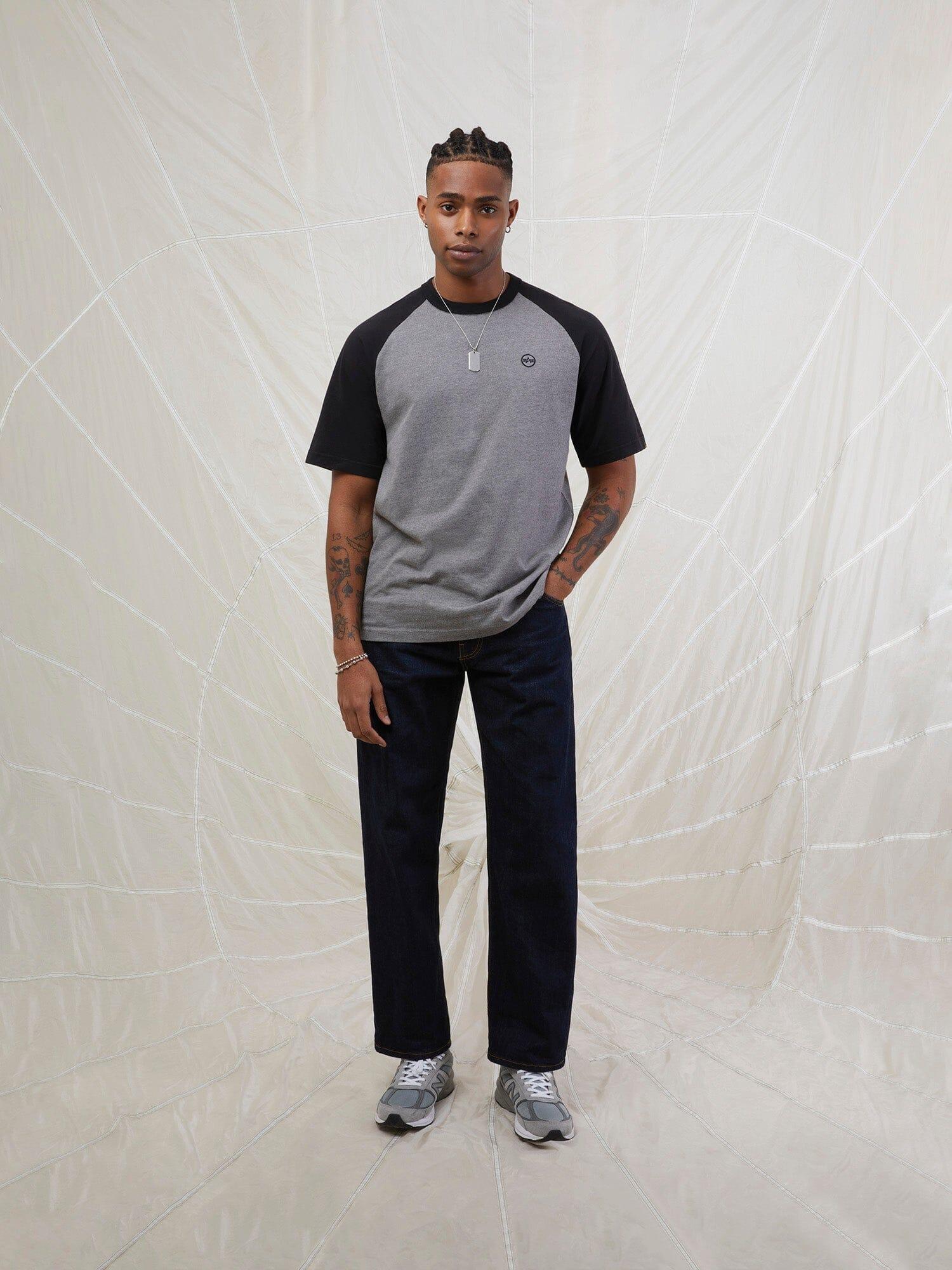 ESSENTIAL RAGLAN TEE Product Image