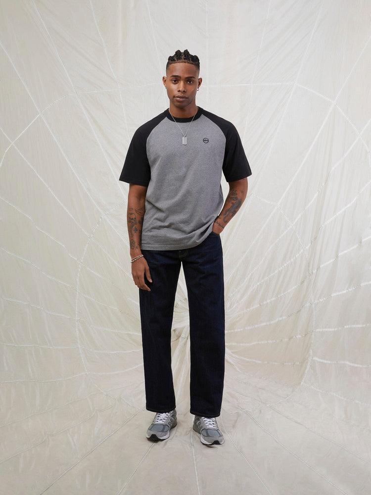 ESSENTIAL RAGLAN TEE Product Image