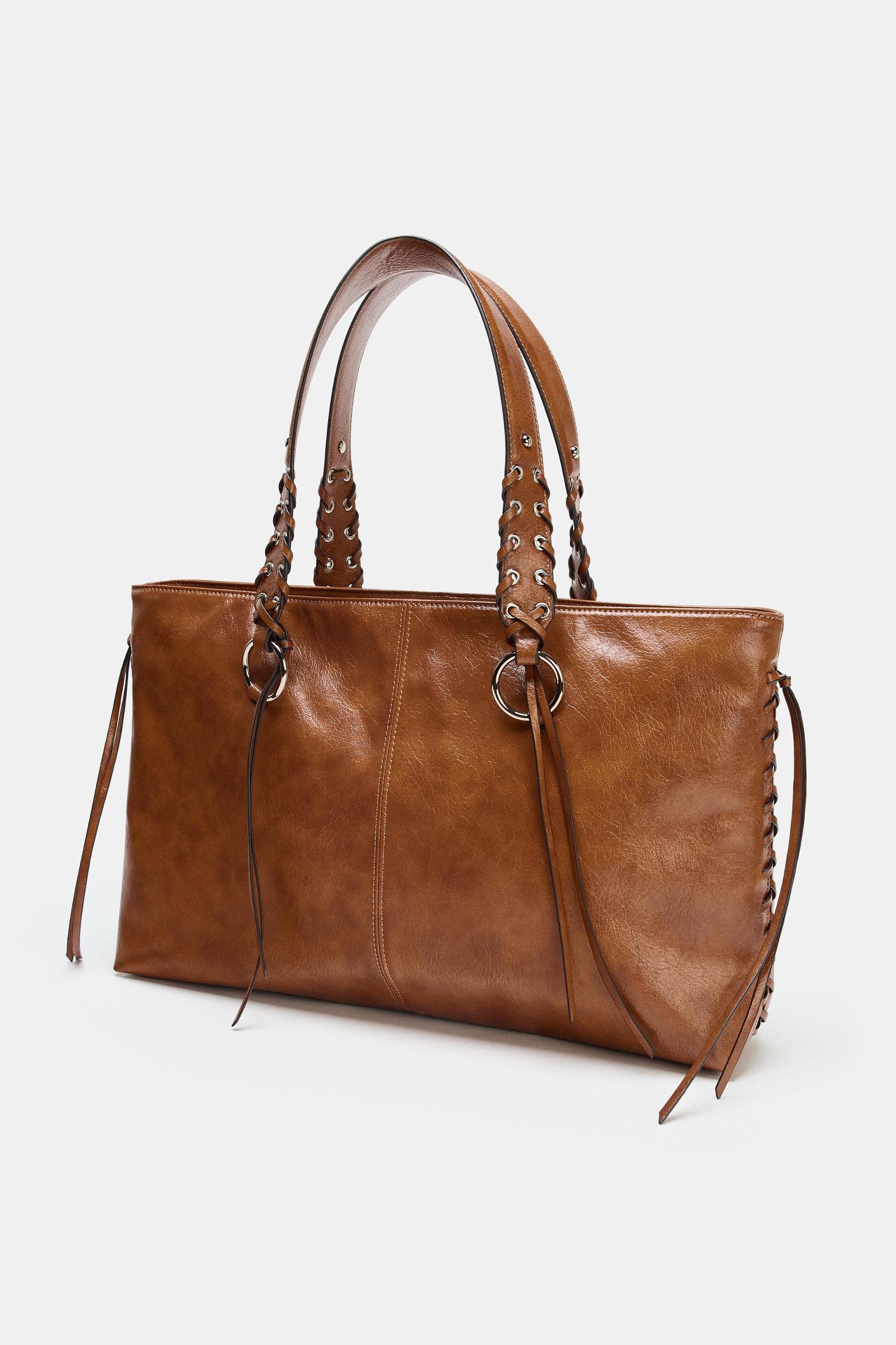 GIRAFFE CHARM Product Image