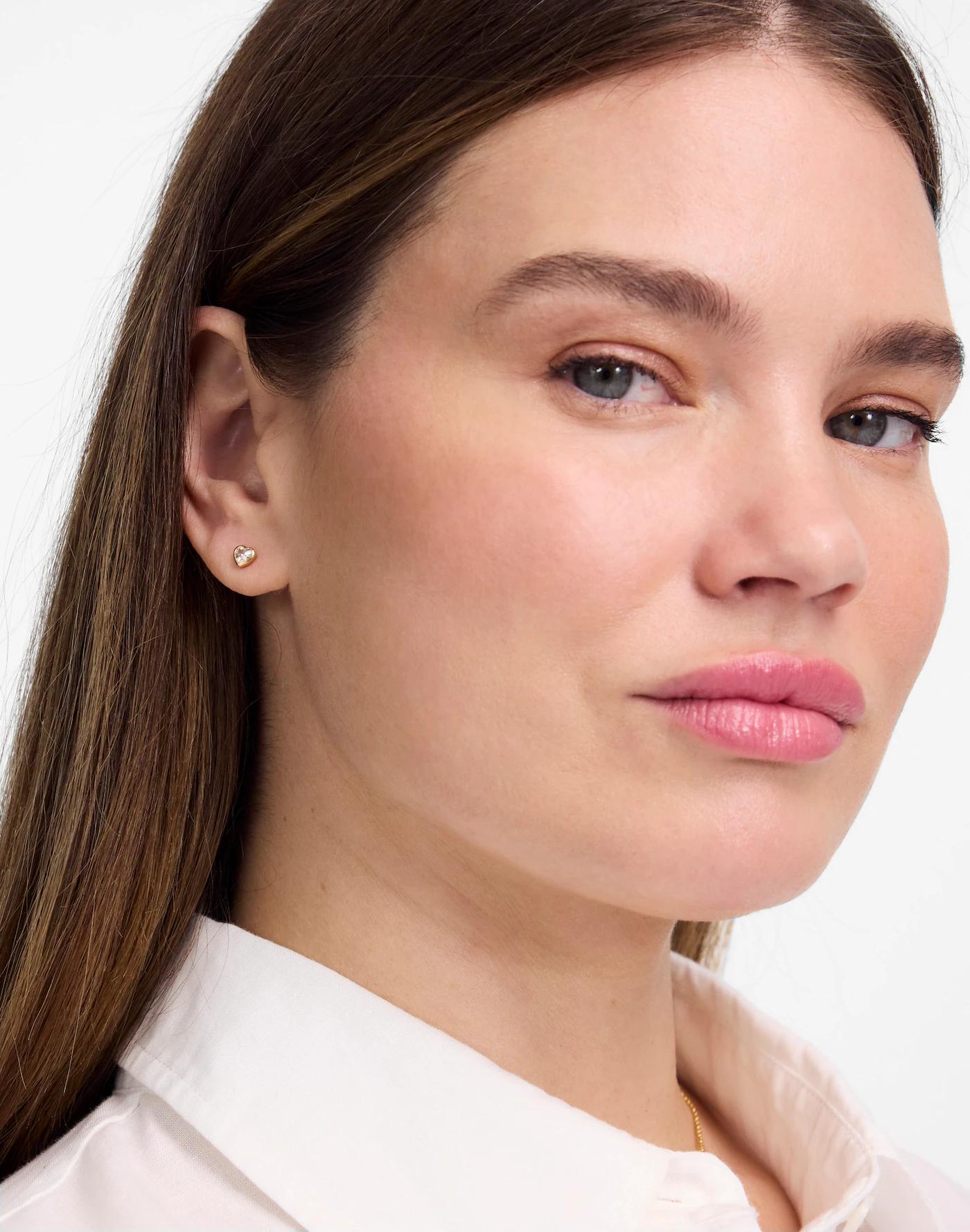 Demi-Fine Heart Crystal Stud Earrings Product Image