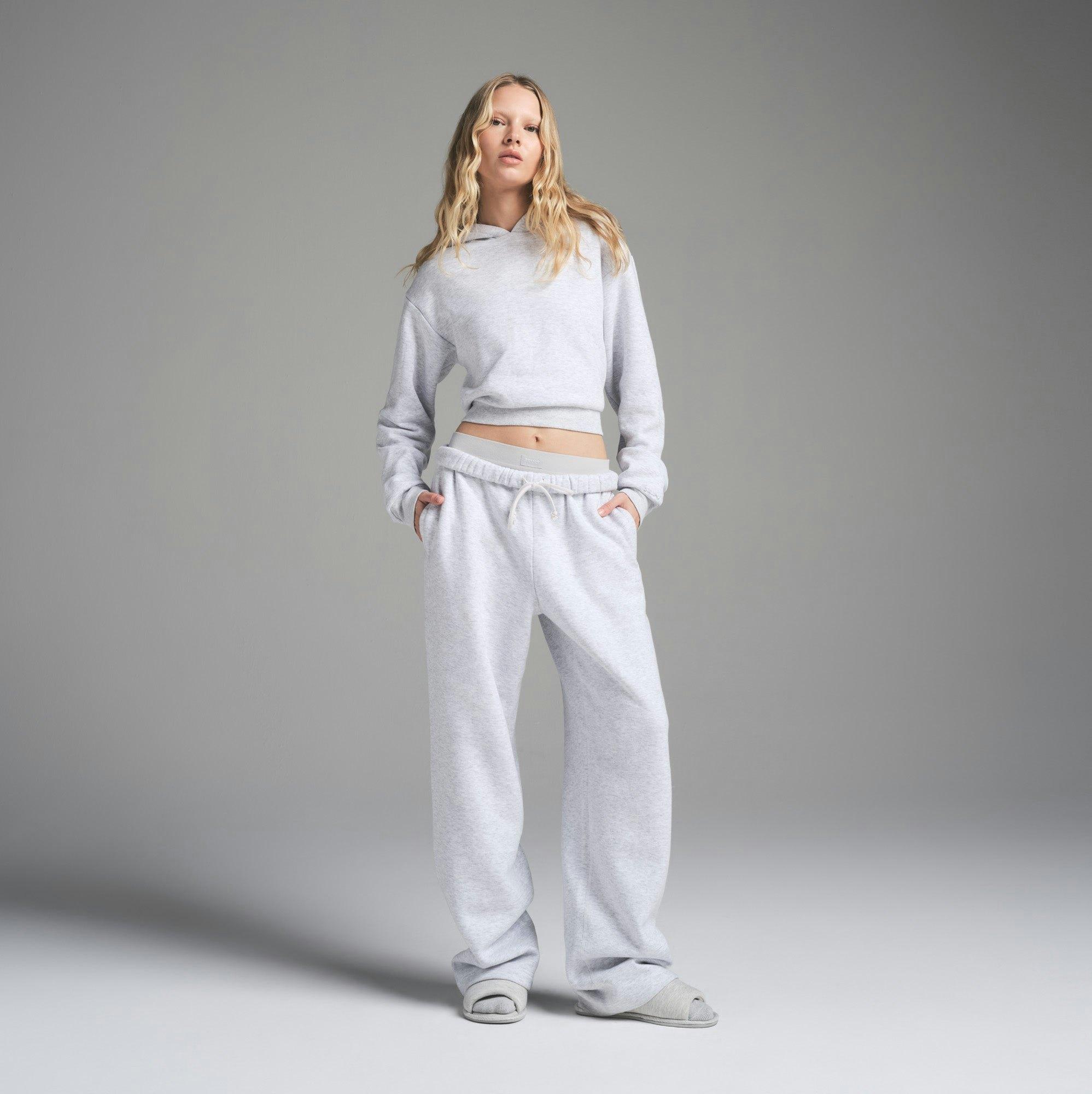 COTTON FLEECE SHRUNKEN HOODIE | LIGHT HEATHER GREY Product Image