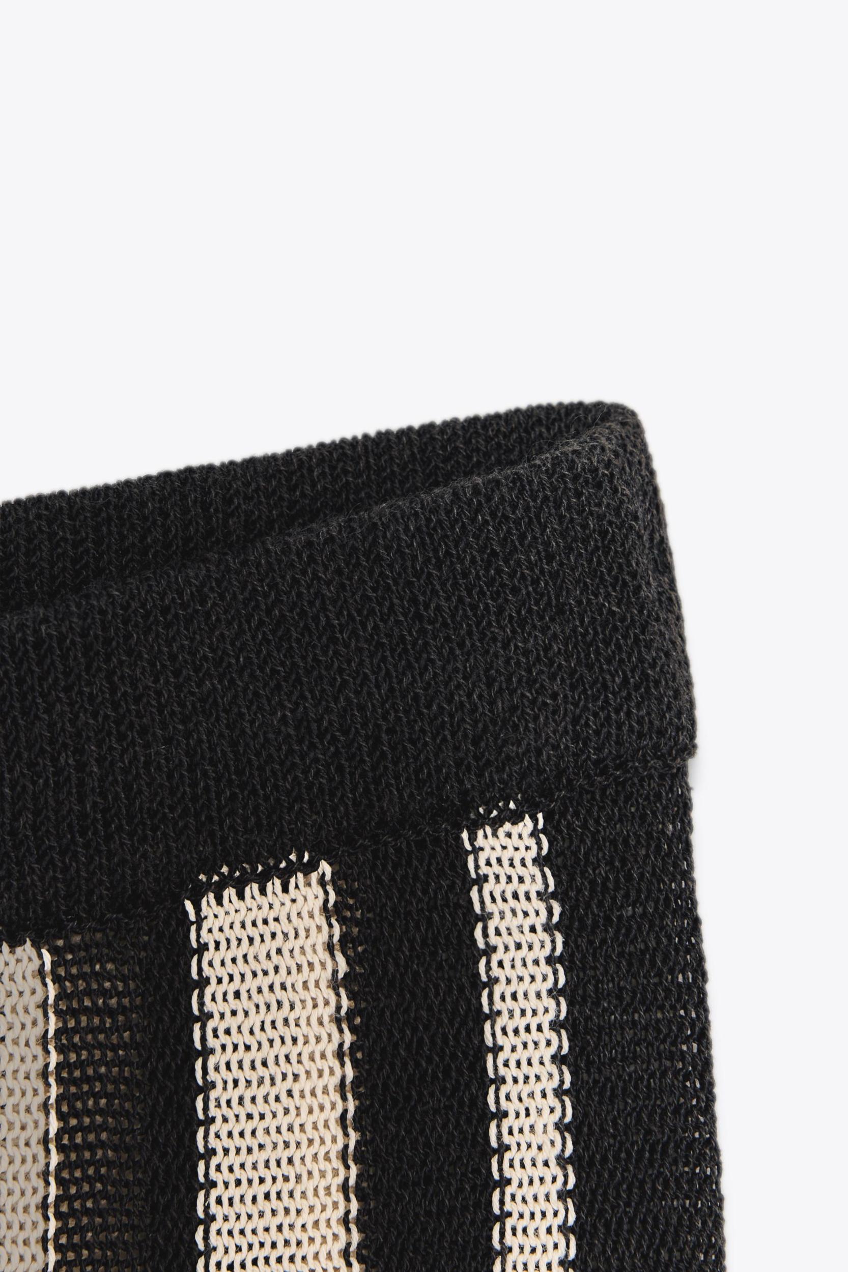 STRIPED LINEN KNIT PANTS Product Image