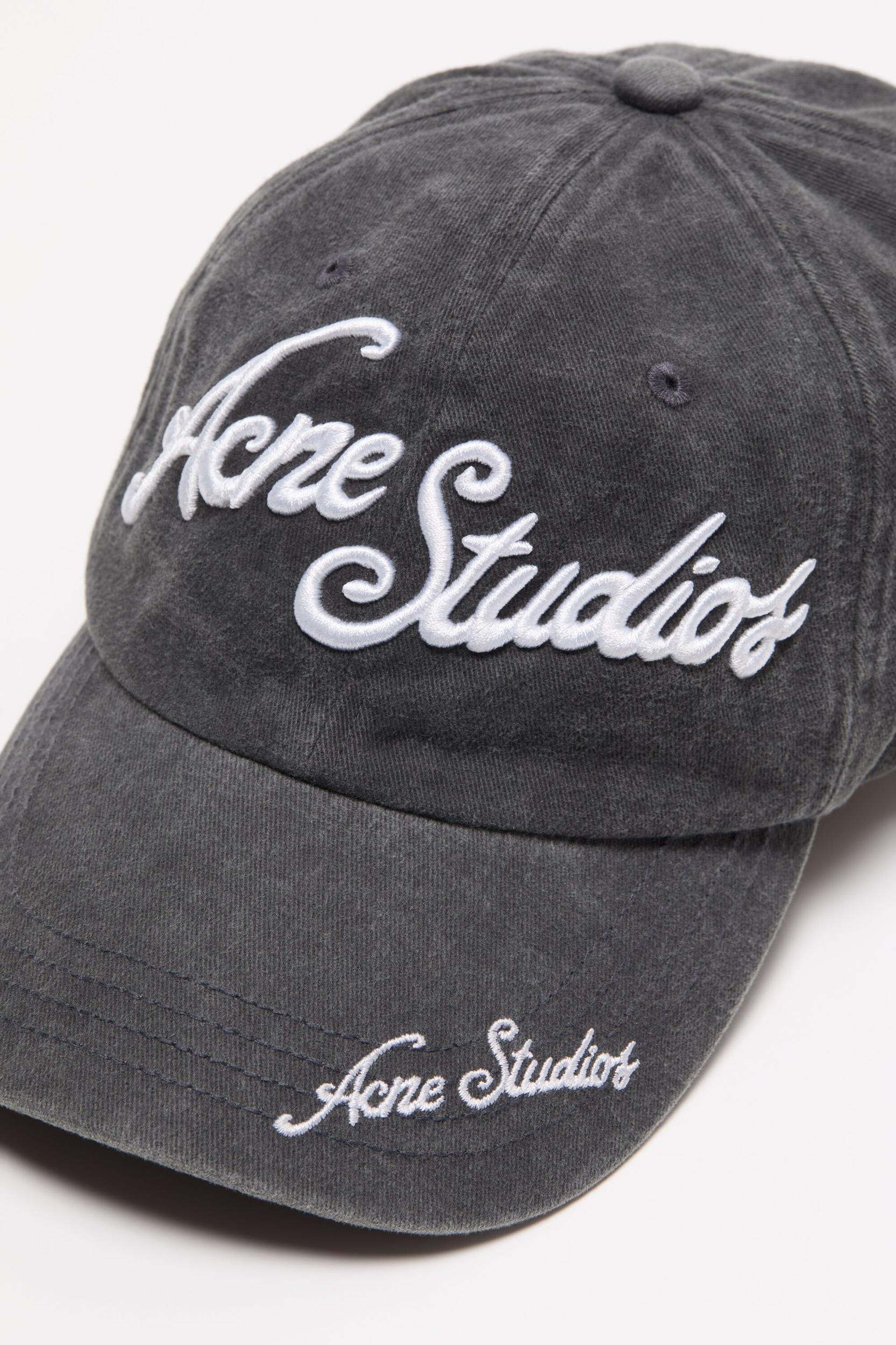 Logo cap Product Image