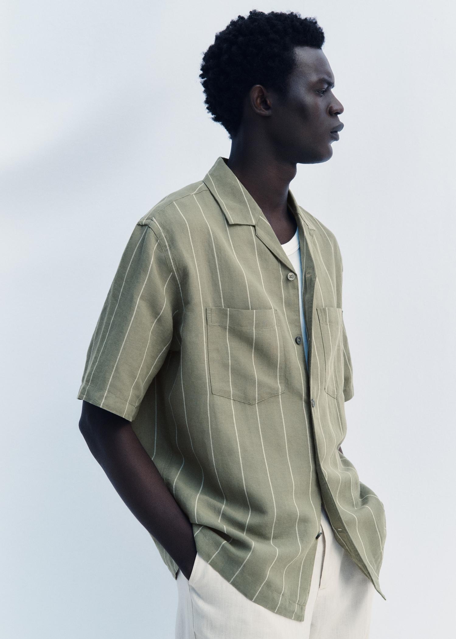 Linen bowling shirt with pinstripes - Men | MANGO USA Product Image